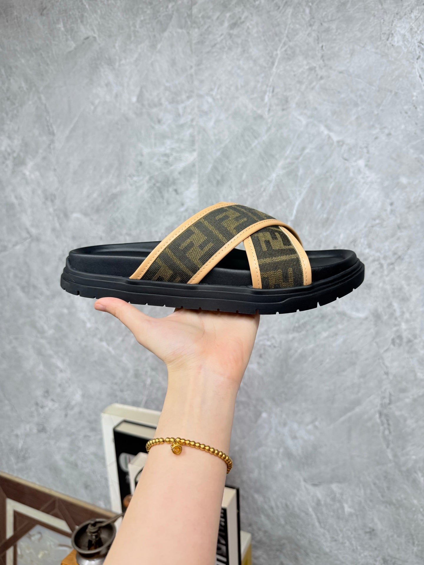LuxluxHouse Best Quality Sandals Fendi