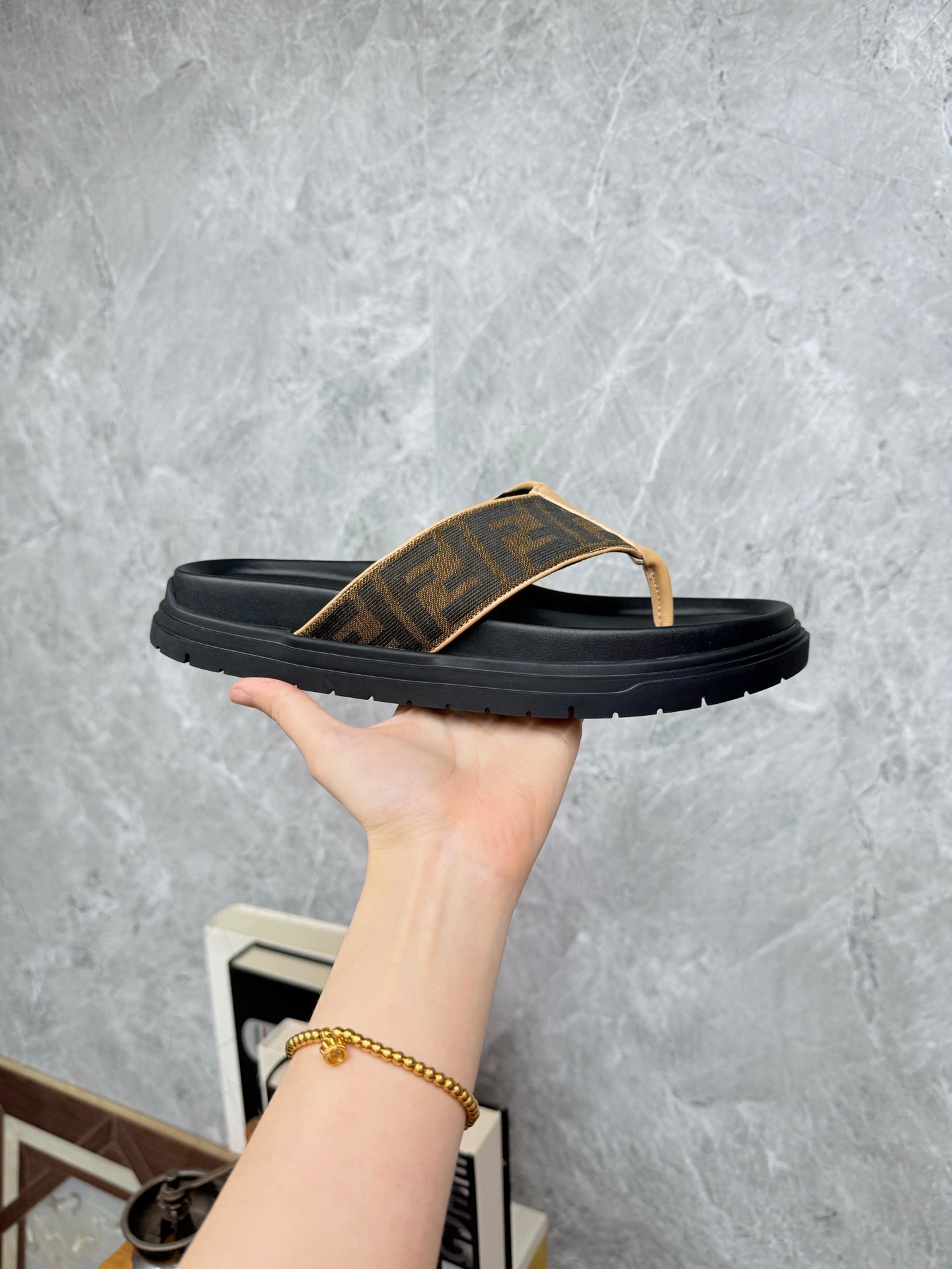 LuxluxHouse Best Quality Sandals Fendi
