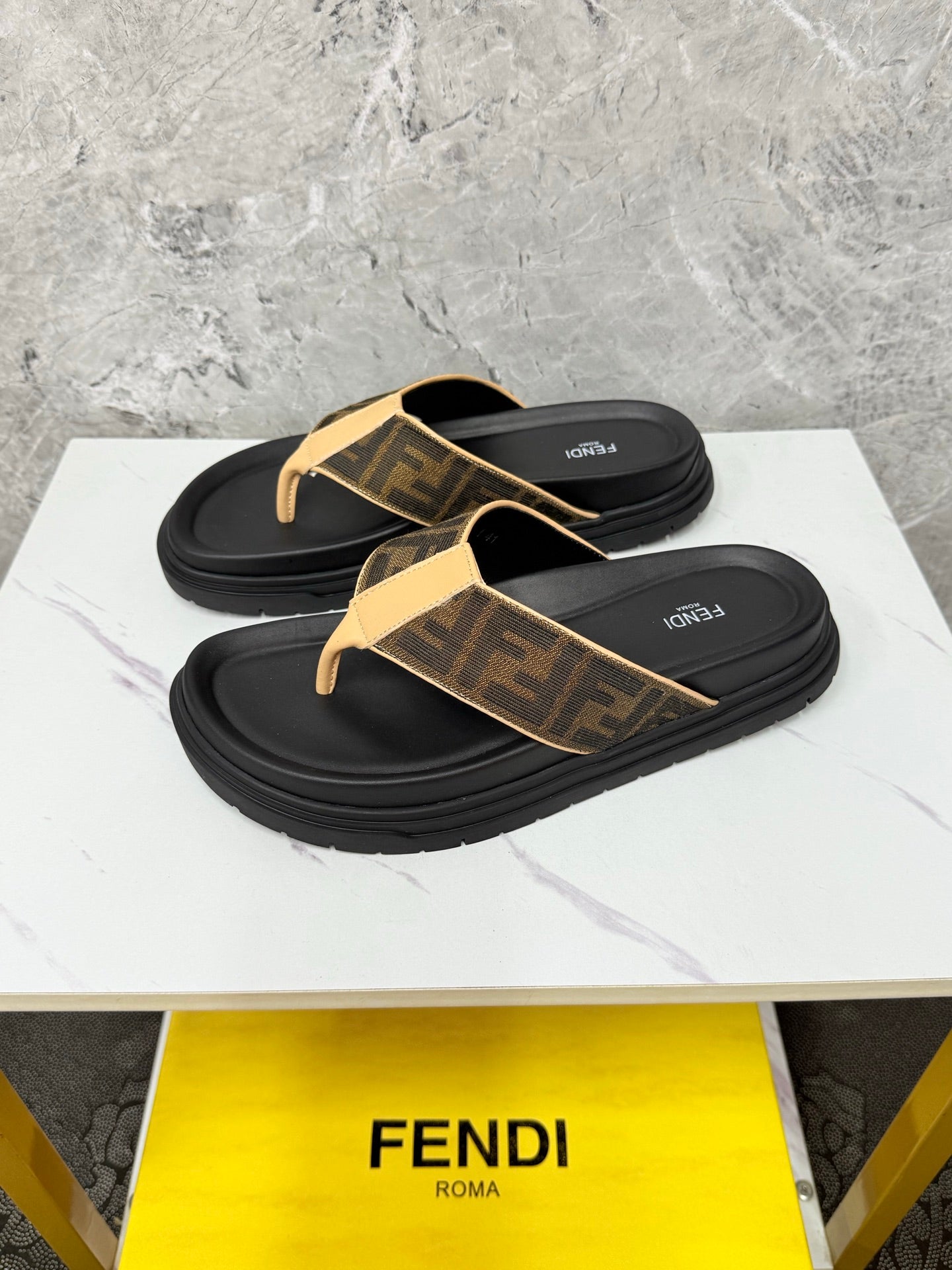 LuxluxHouse Best Quality Sandals Fendi