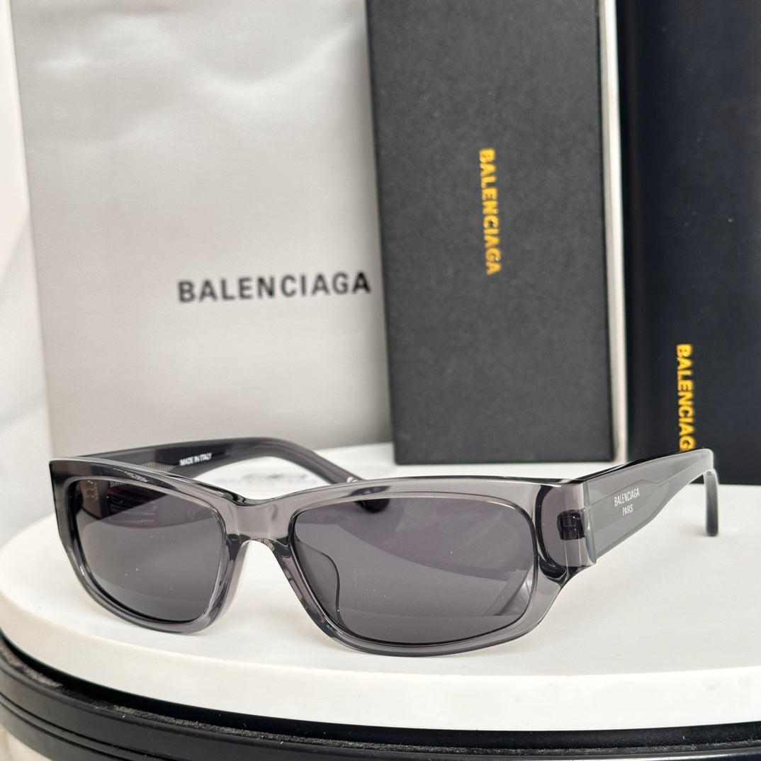 LuxluxHouse Best Quality Glasses Balenciaga