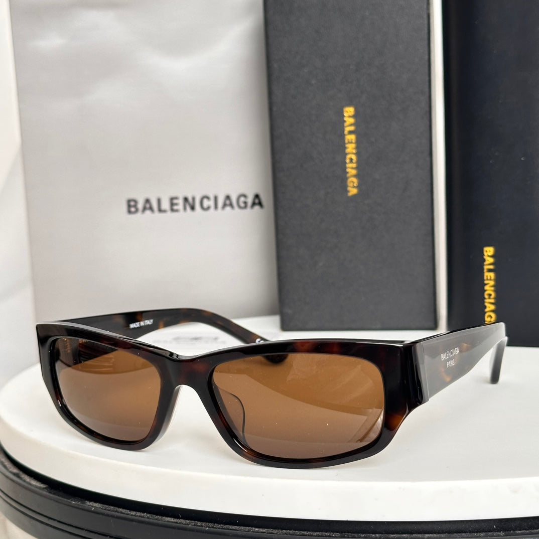 LuxluxHouse Best Quality Glasses Balenciaga