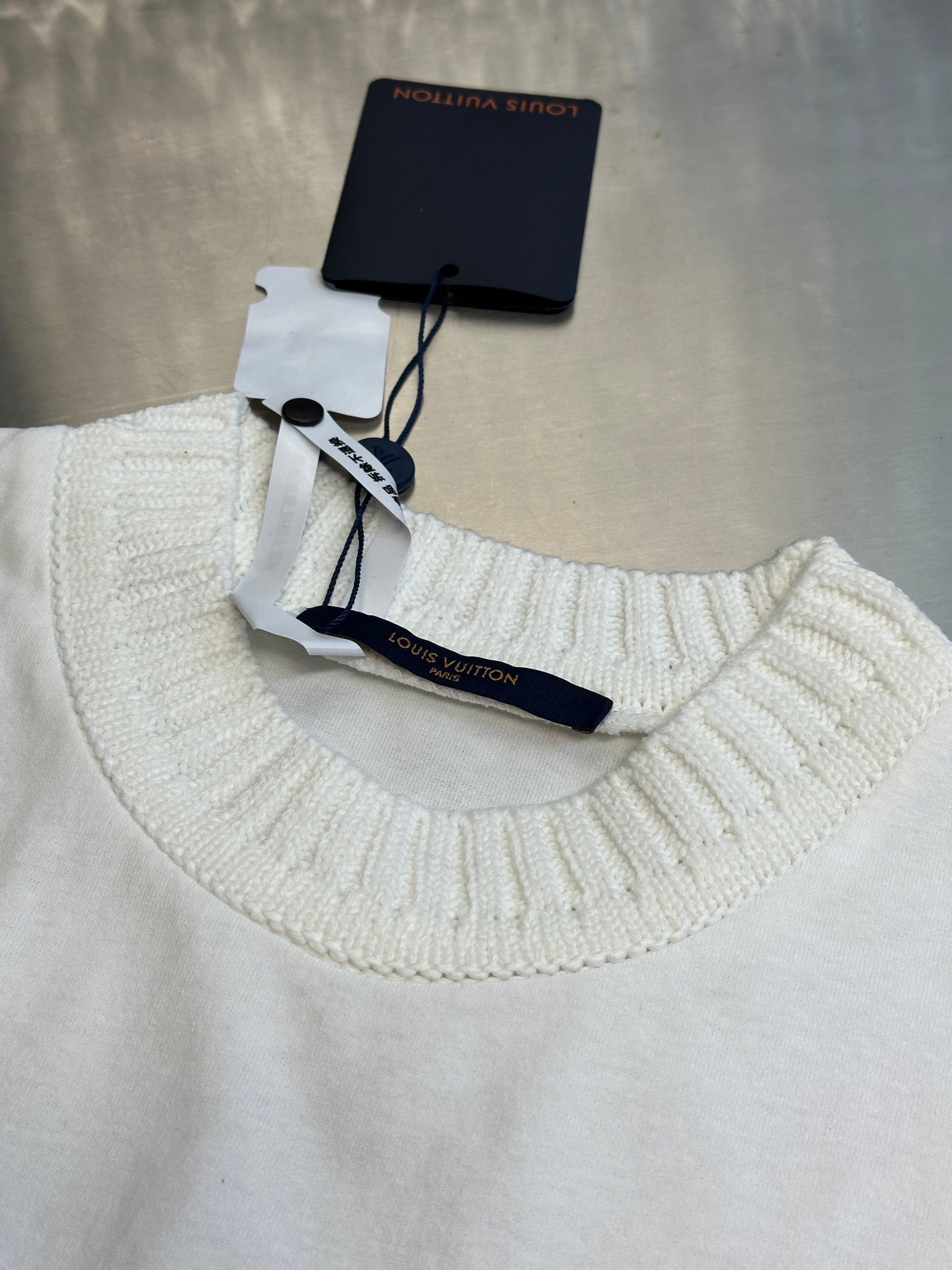 LuxluxHouse Best Quality Clothes T-shirt Louis Vuitton