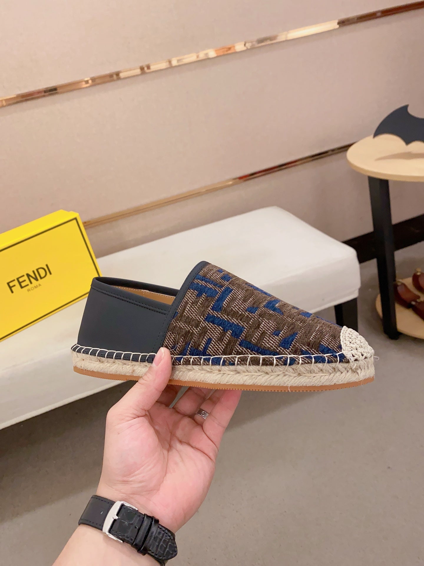 LuxluxHouse Best Quality Shoes Fendi