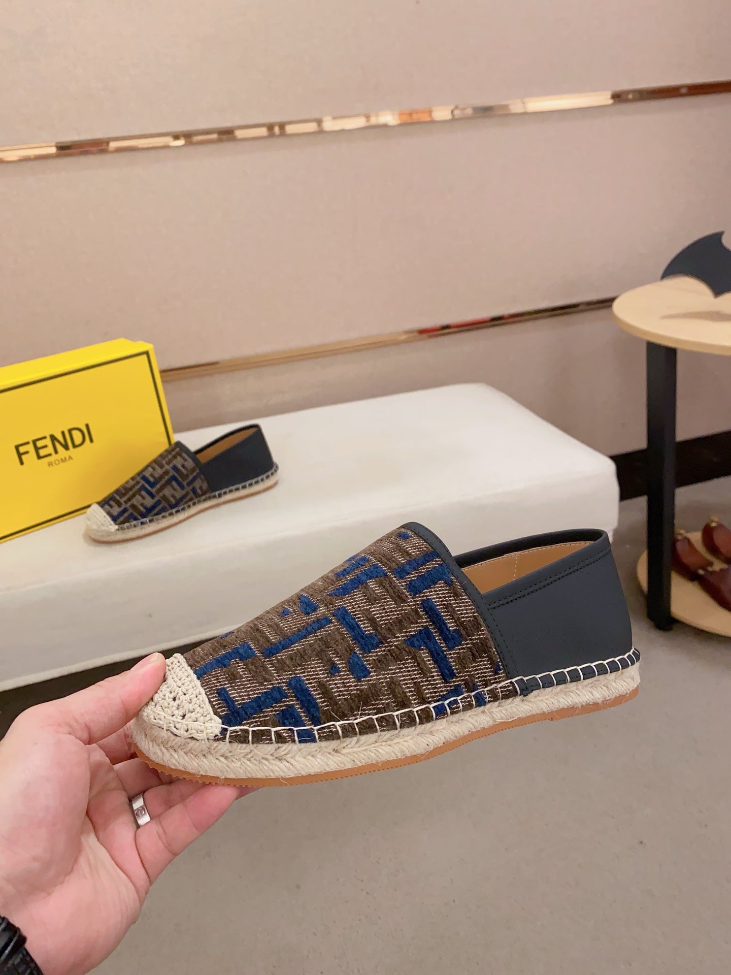 LuxluxHouse Best Quality Shoes Fendi