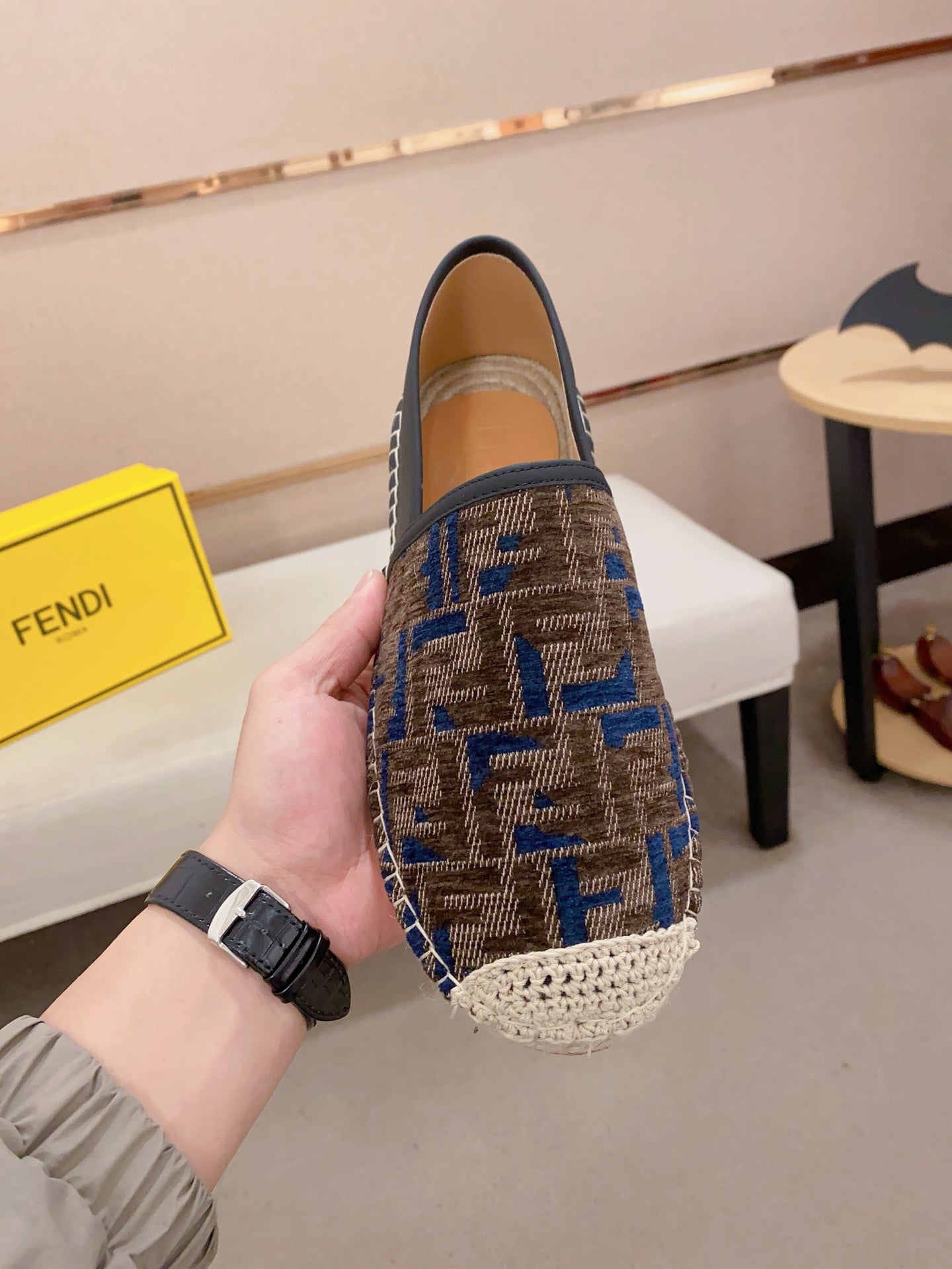 LuxluxHouse Best Quality Shoes Fendi