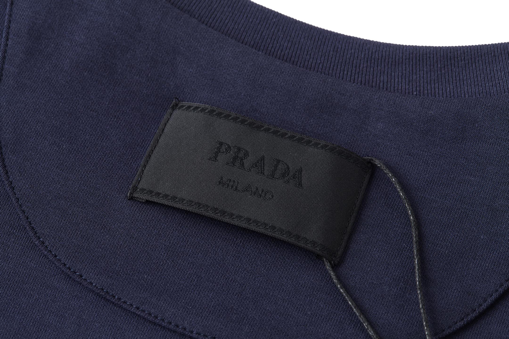 LuxluxHouse Best Quality Clothes T-shirt Prada