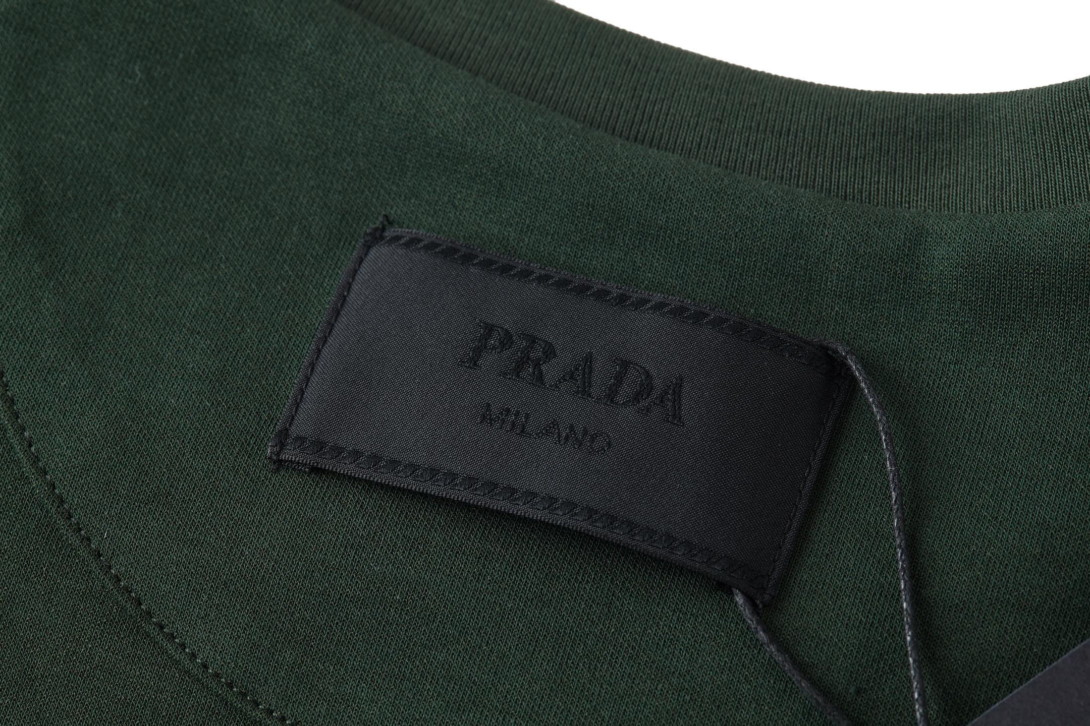 LuxluxHouse Best Quality Clothes T-shirt Prada