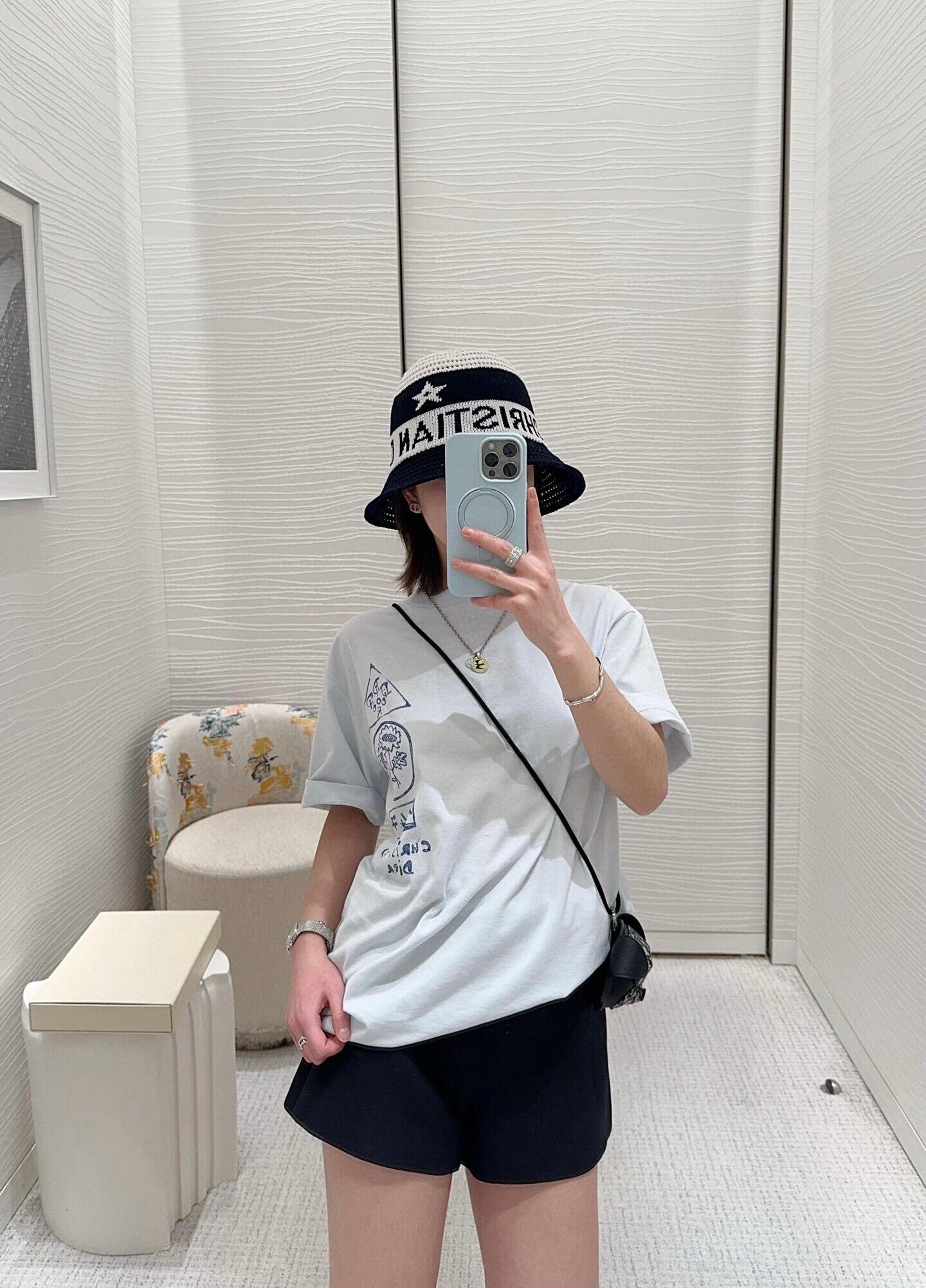 LuxluxHouse Best Quality Clothes T-shirt Dior