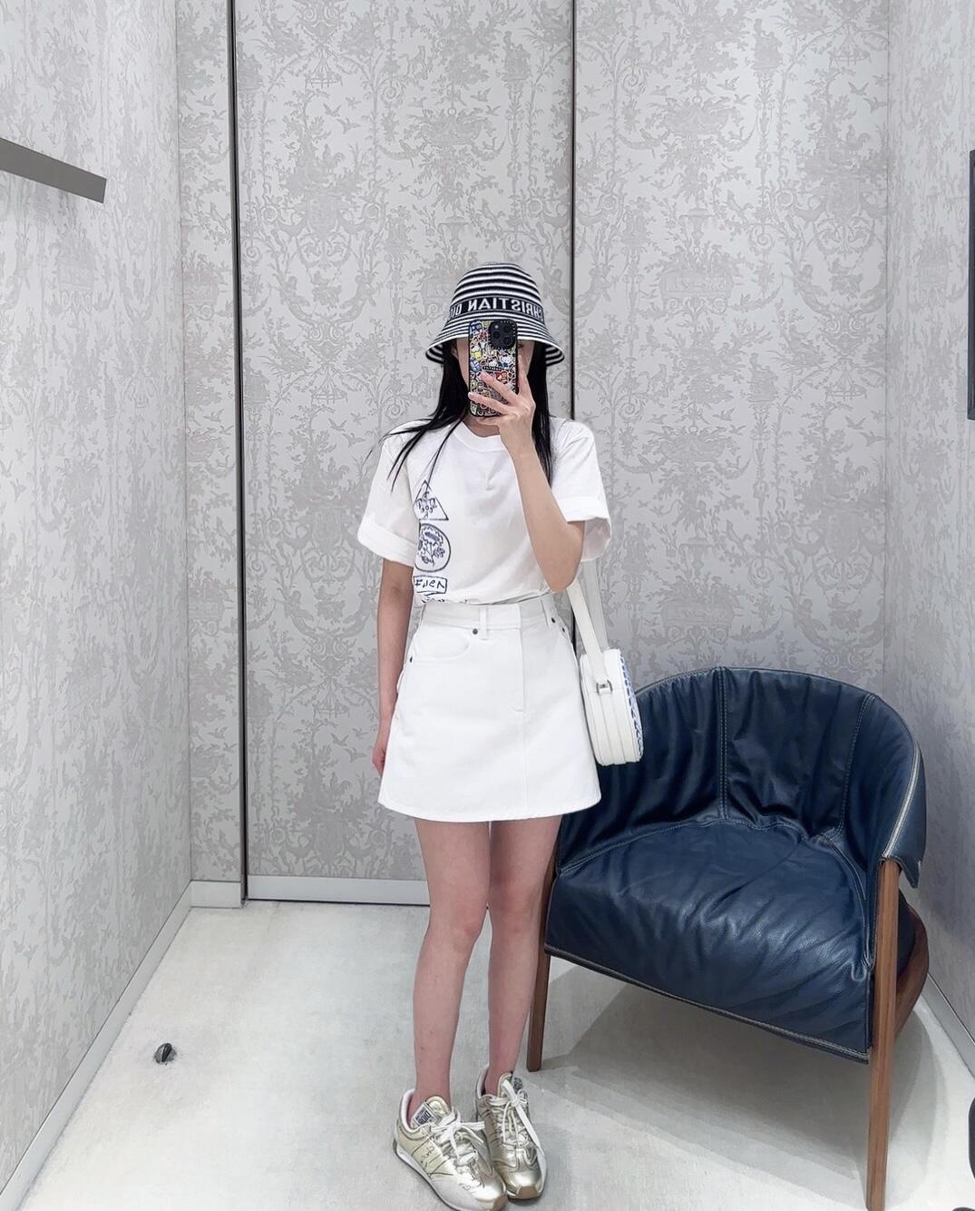 LuxluxHouse Best Quality Clothes T-shirt Dior