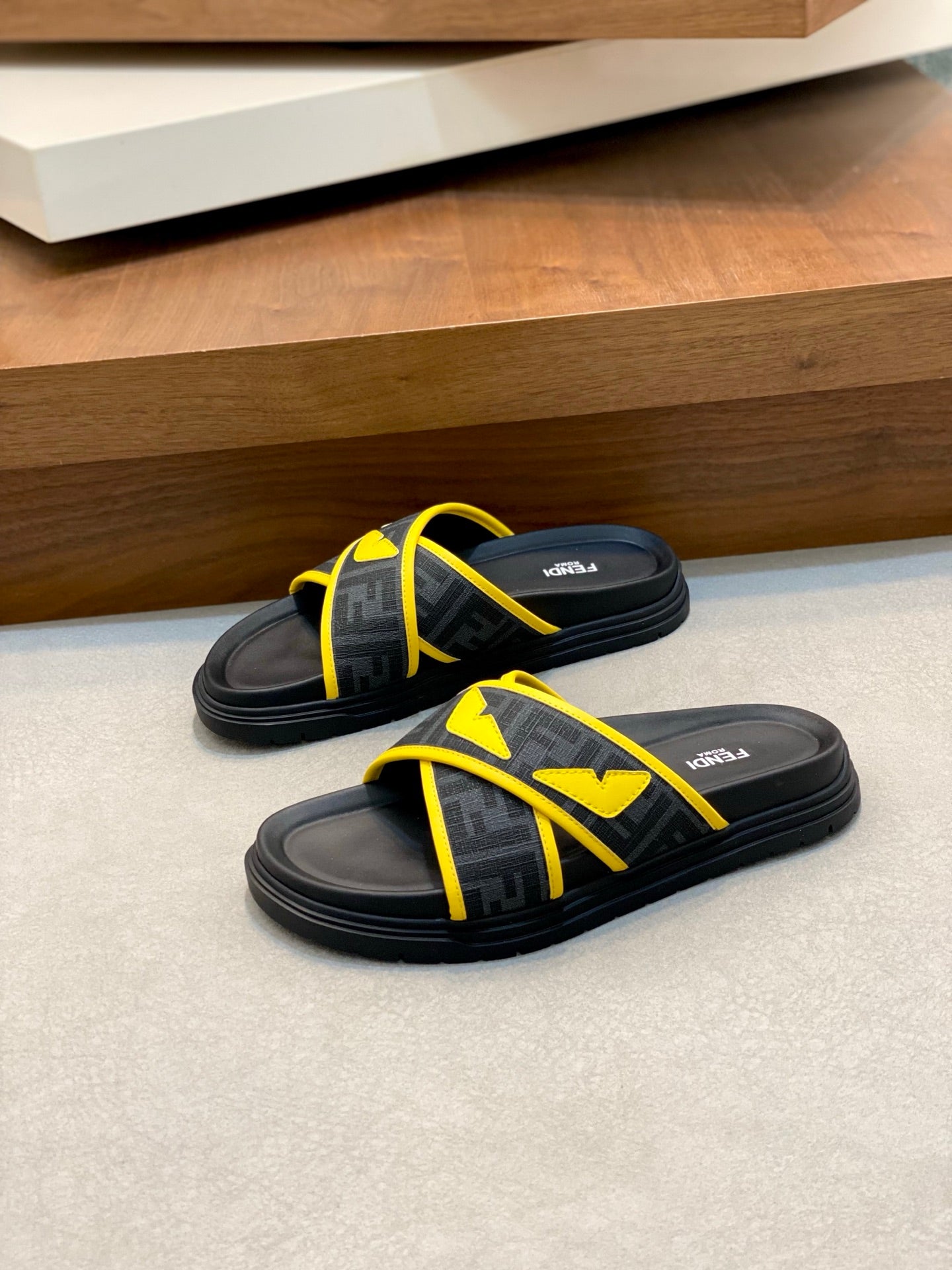 LuxluxHouse Best Quality Sandals Fendi