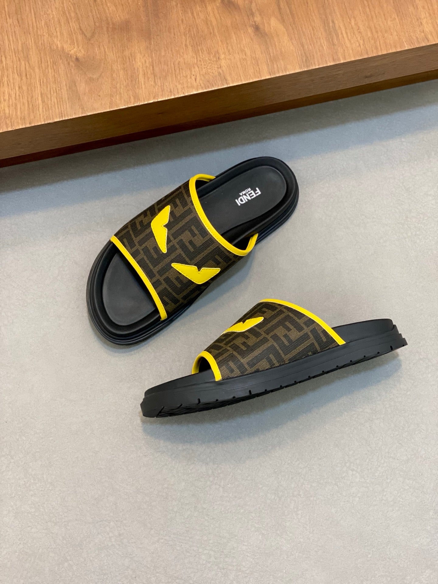 LuxluxHouse Best Quality Sandals Fendi