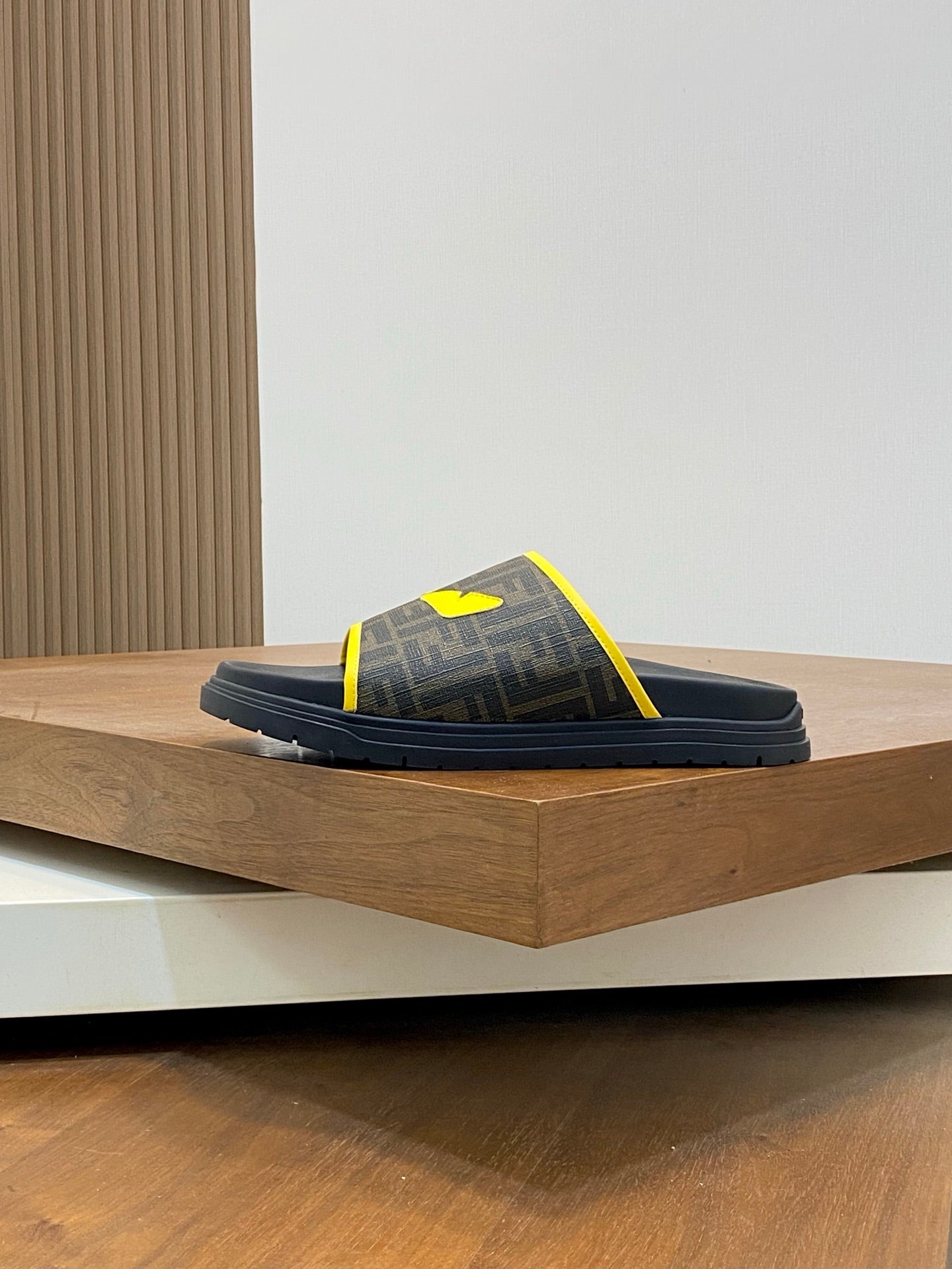 LuxluxHouse Best Quality Sandals Fendi