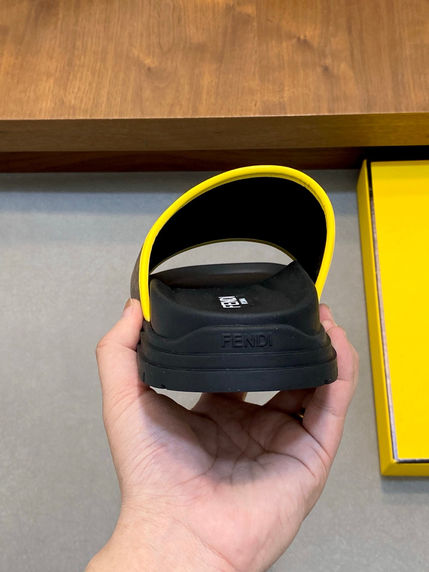 LuxluxHouse Best Quality Sandals Fendi