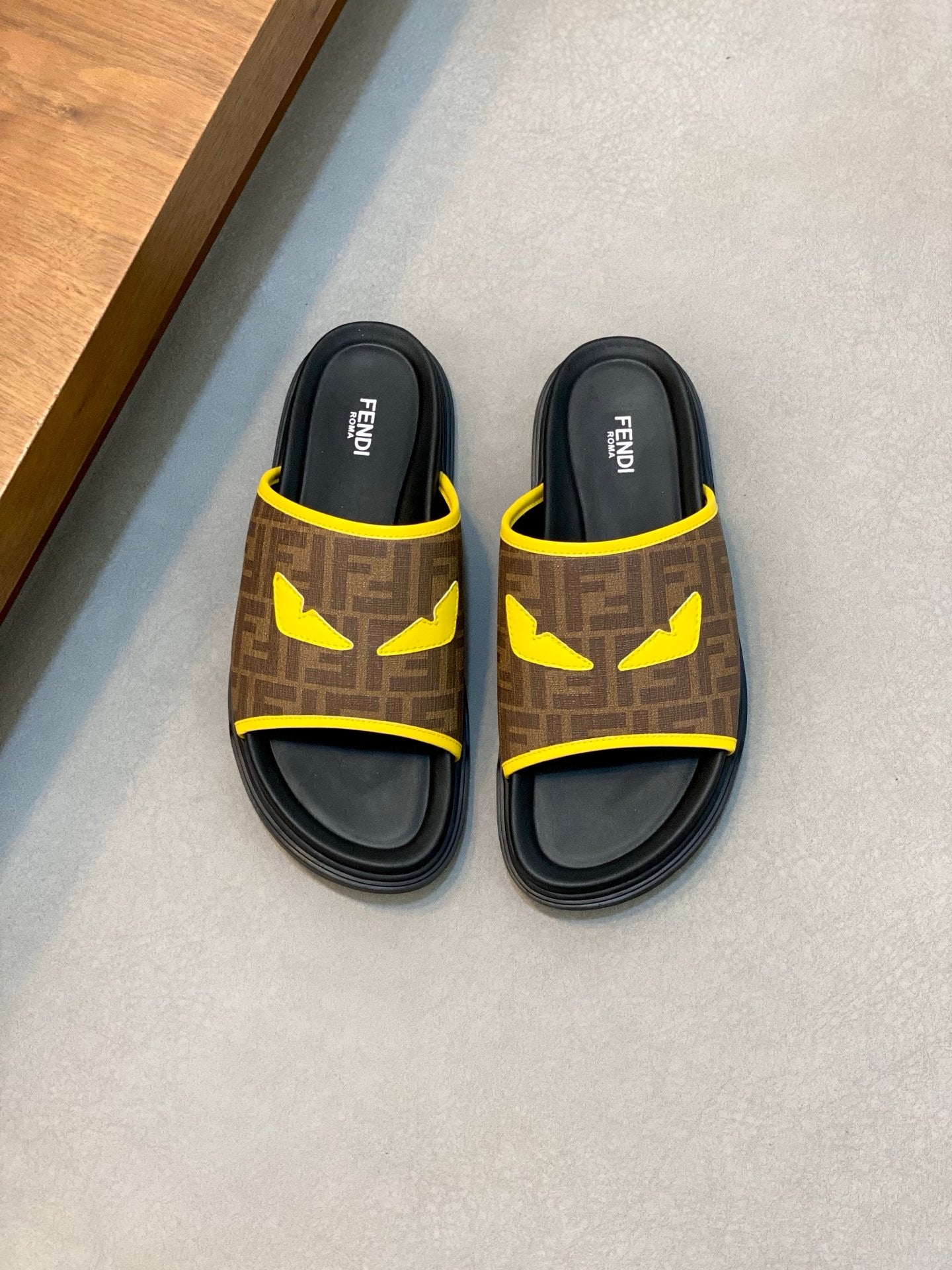 LuxluxHouse Best Quality Sandals Fendi
