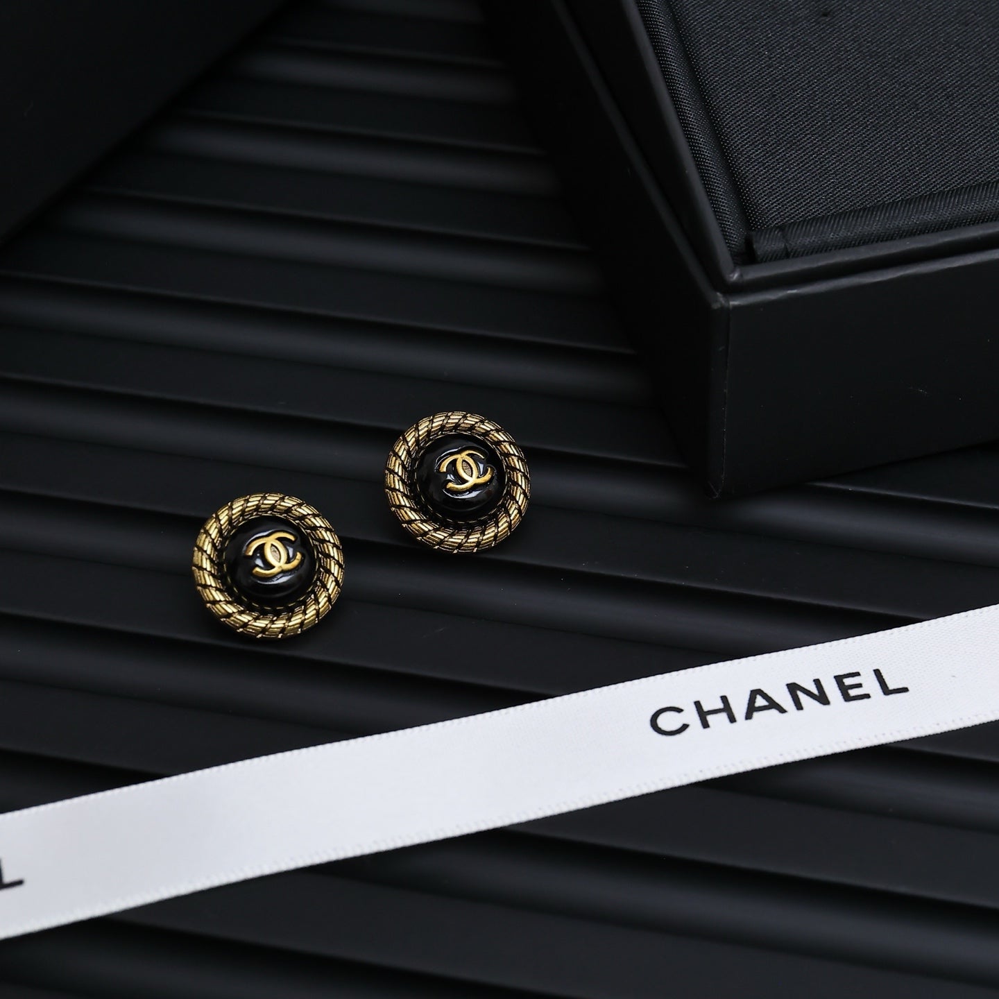 LuxluxHouse Best Quality Accessories Chanel Earrings