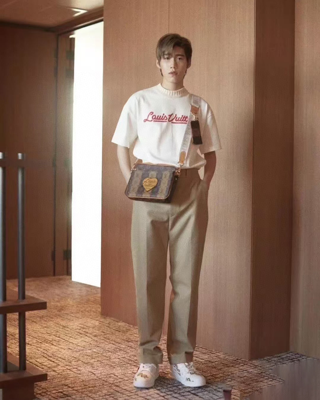 LuxluxHouse Best Quality Clothes T-shirt Louis Vuitton