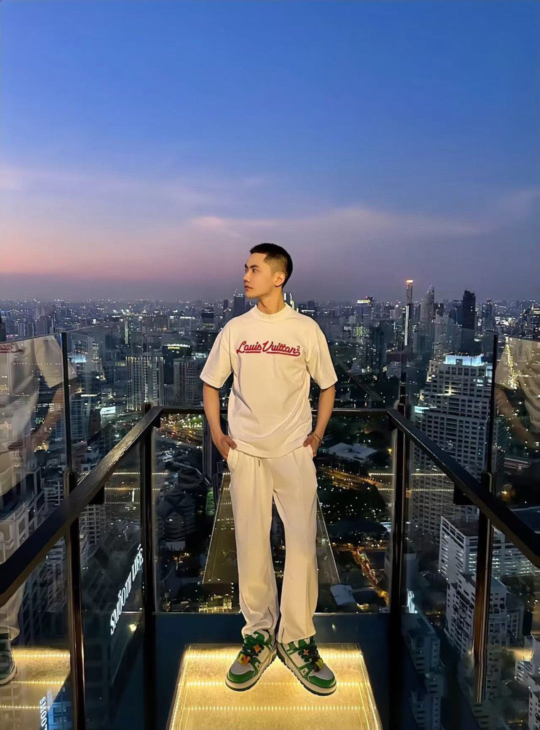 LuxluxHouse Best Quality Clothes T-shirt Louis Vuitton