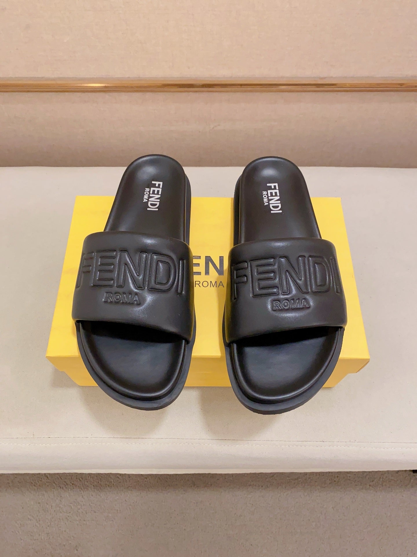 LuxluxHouse Best Quality Sandals Fendi