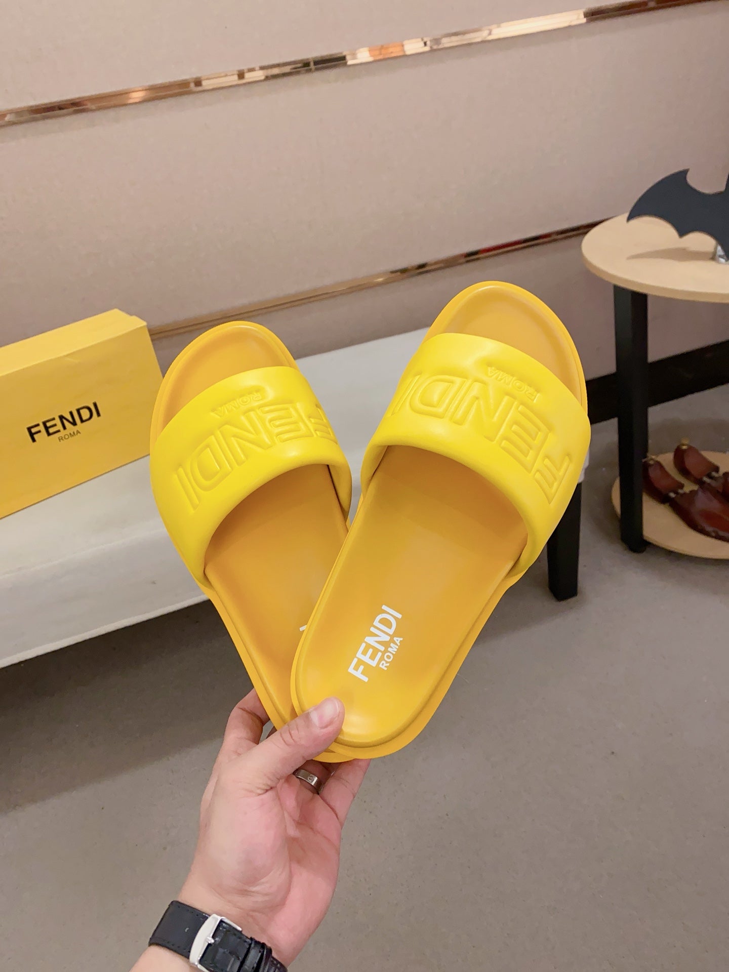 LuxluxHouse Best Quality Sandals Fendi