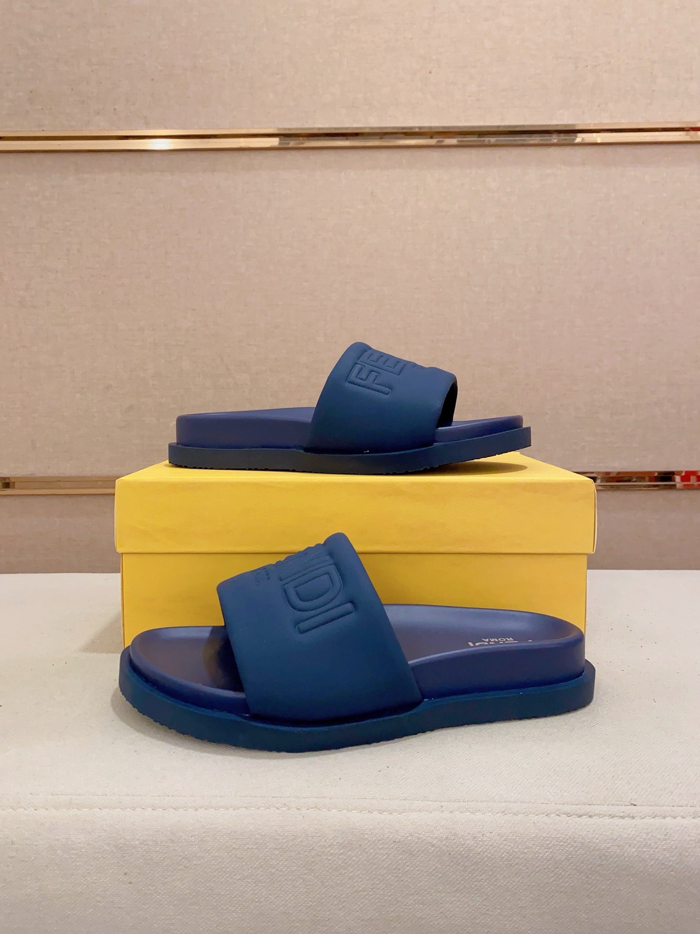 LuxluxHouse Best Quality Sandals Fendi