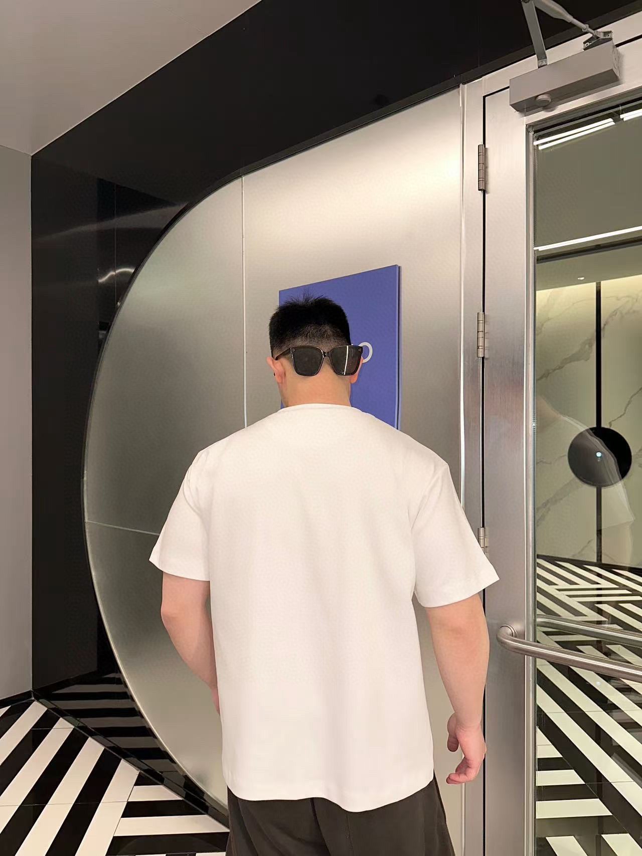 LuxluxHouse Best Quality Clothes T-shirt Prada