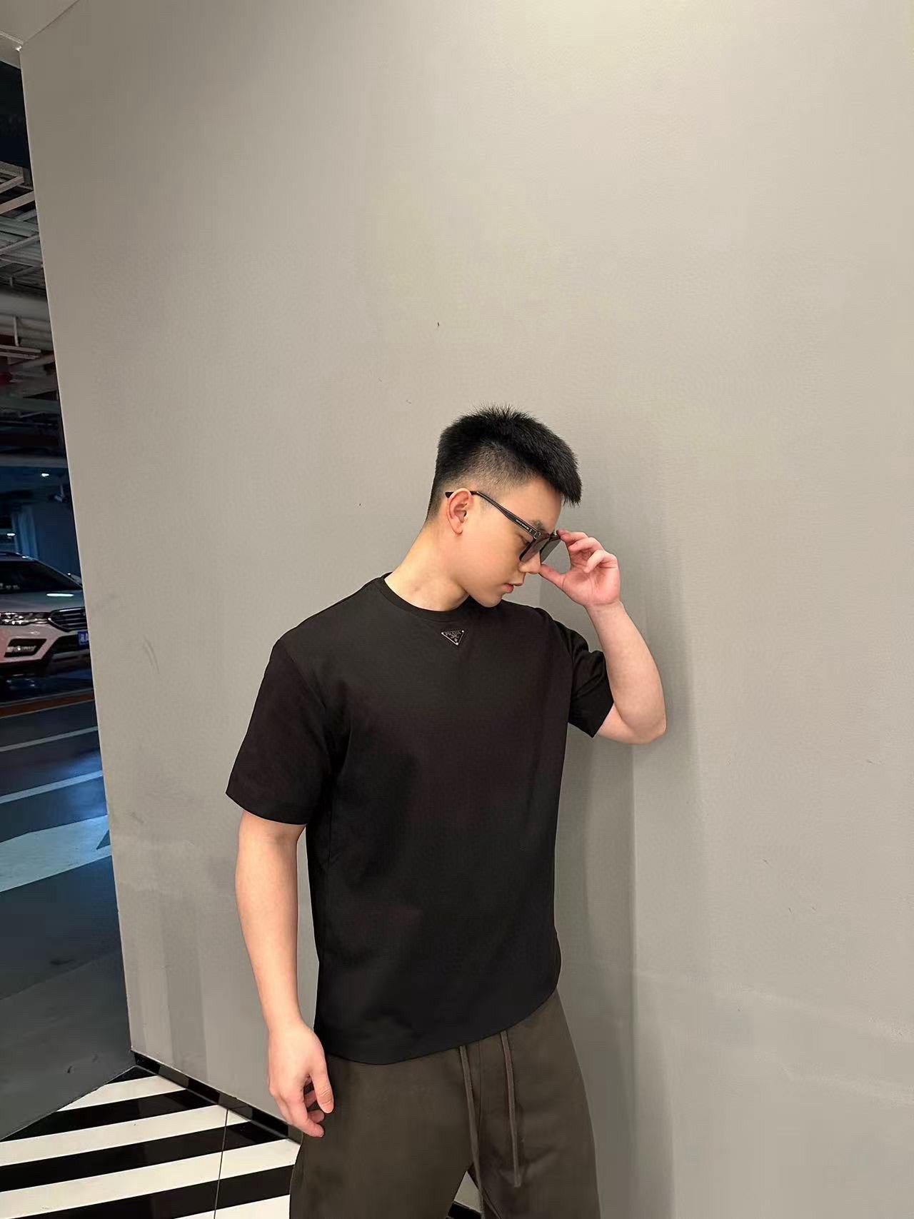 LuxluxHouse Best Quality Clothes T-shirt Prada