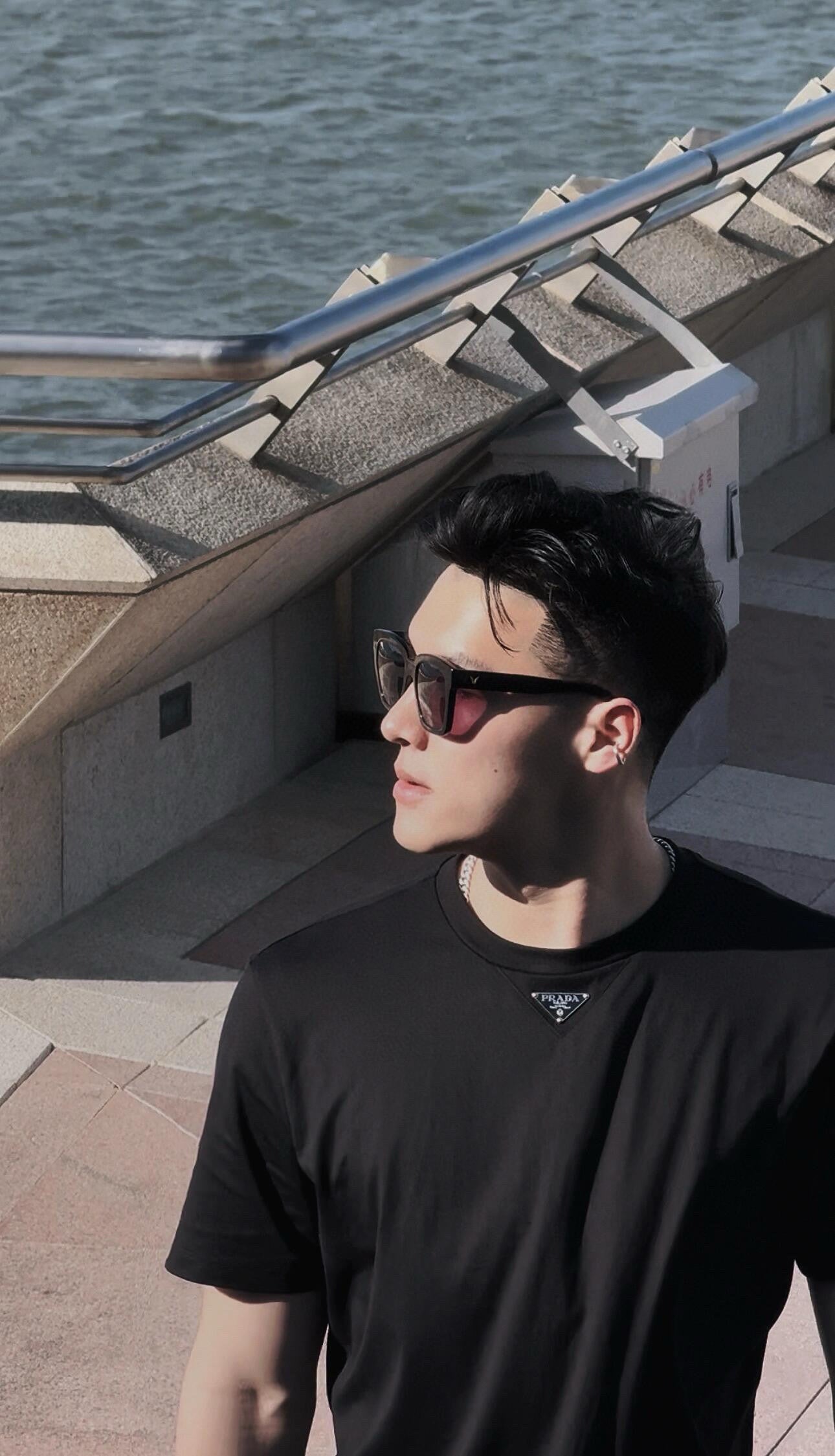 LuxluxHouse Best Quality Clothes T-shirt Prada