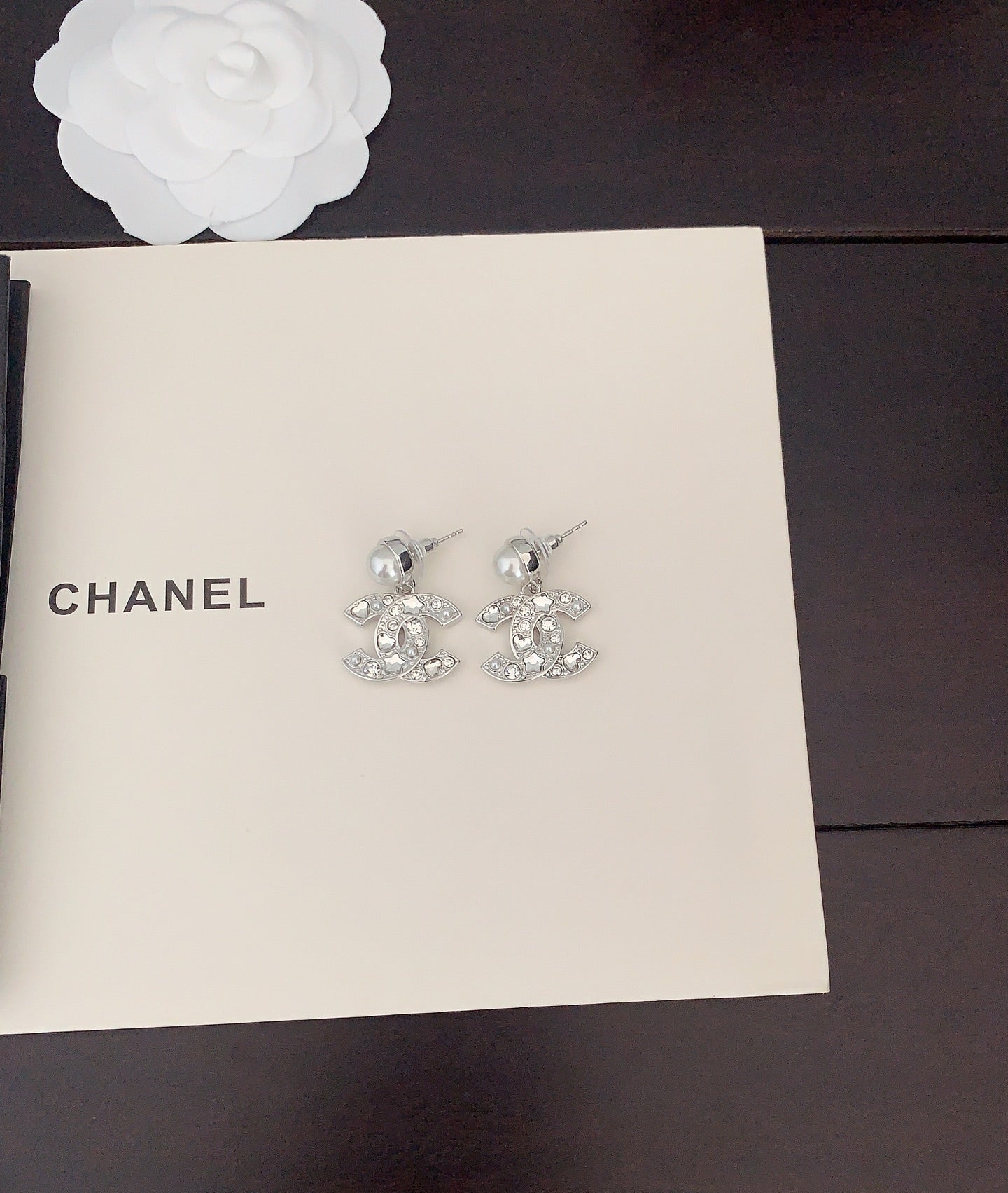 LuxluxHouse Best Quality Accessories Chanel Earrings