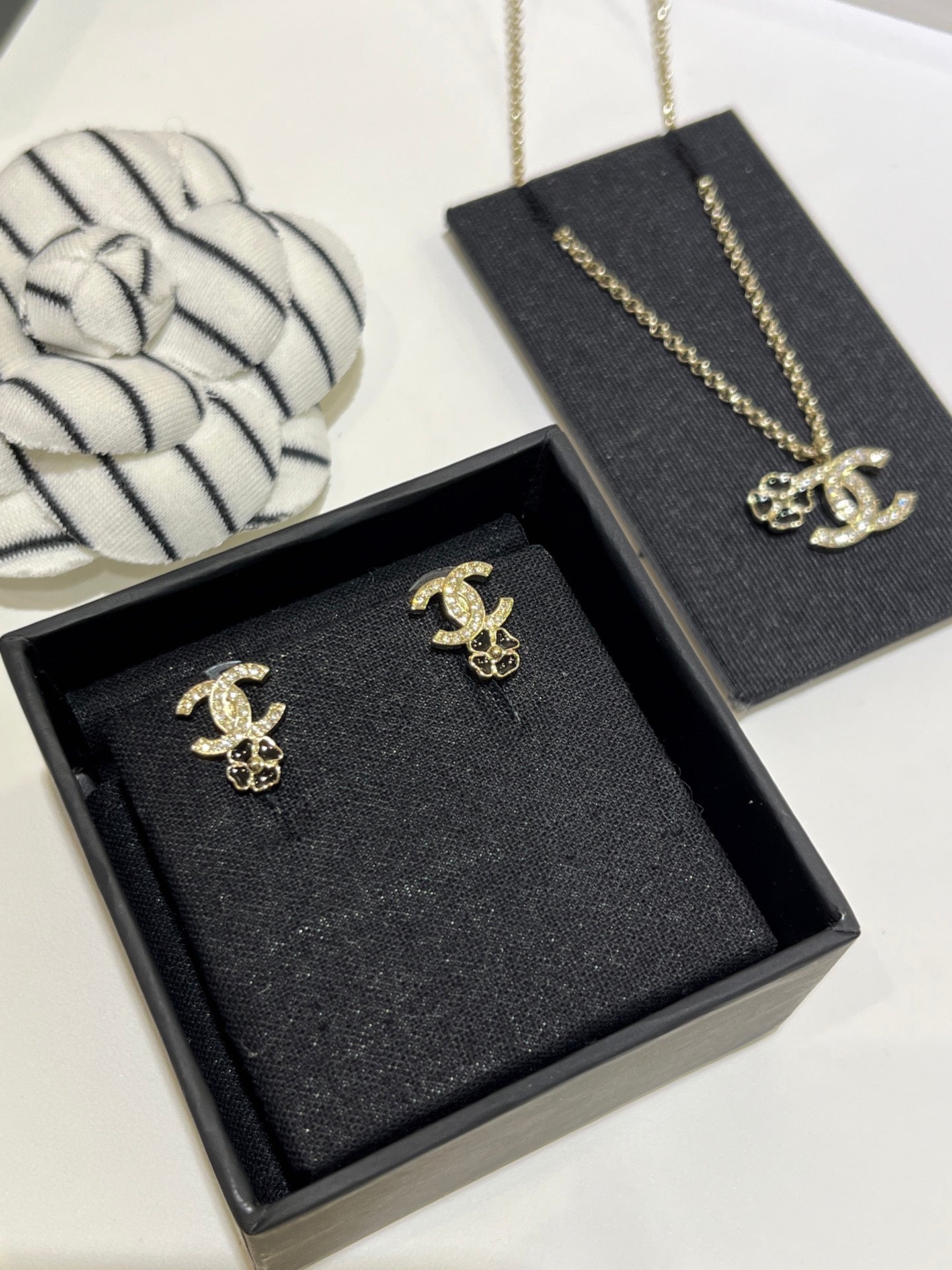 LuxluxHouse Best Quality Accessories Chanel Earrings