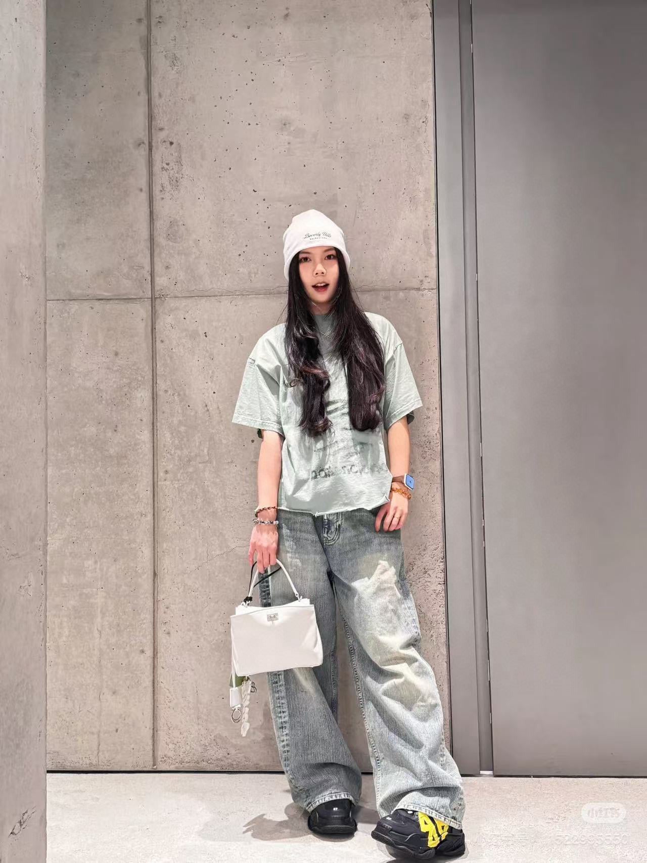 LuxluxHouse Best Quality Clothes Balenciaga T-shirt