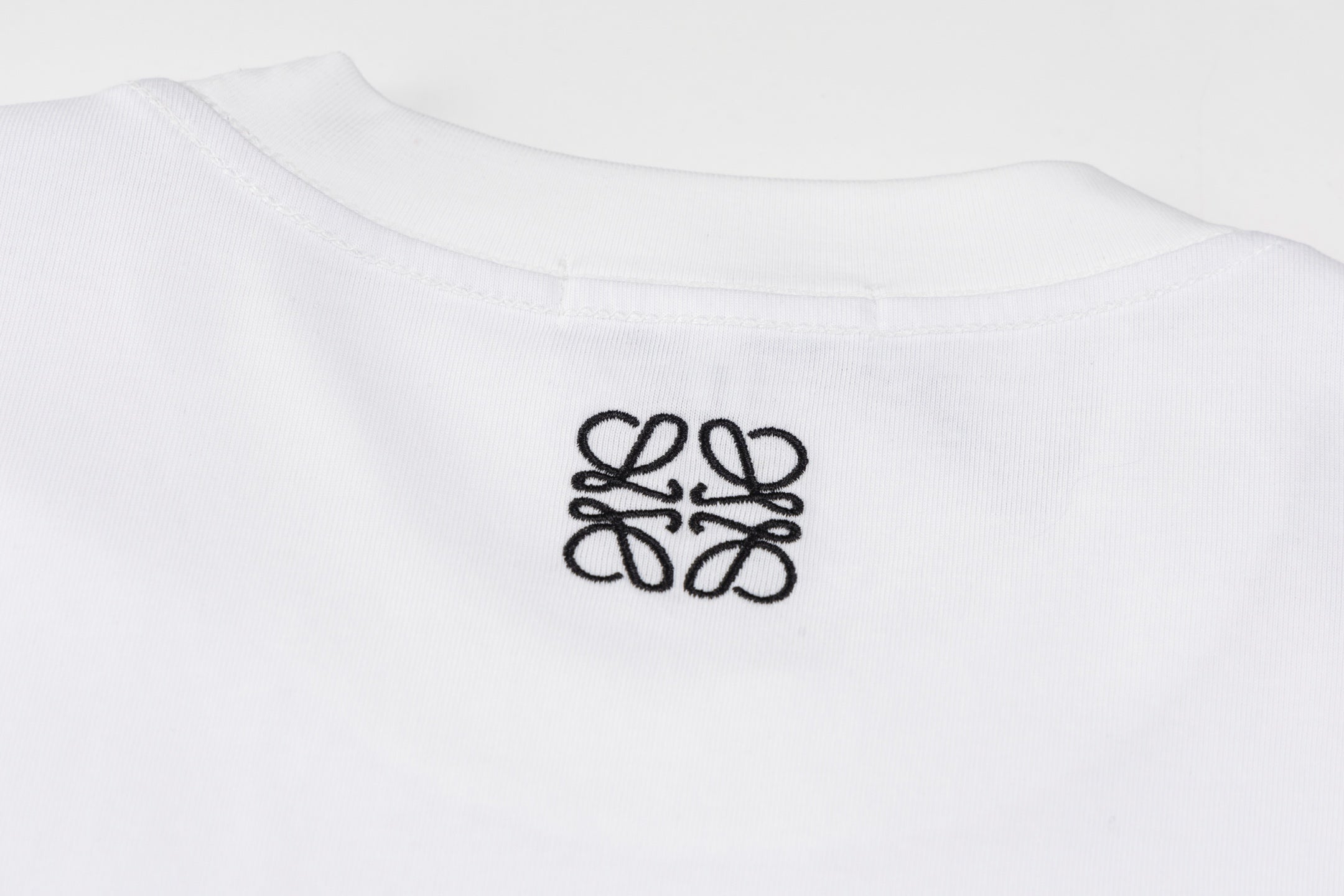 LuxluxHouse Best Quality Clothes T-shirt Loewe