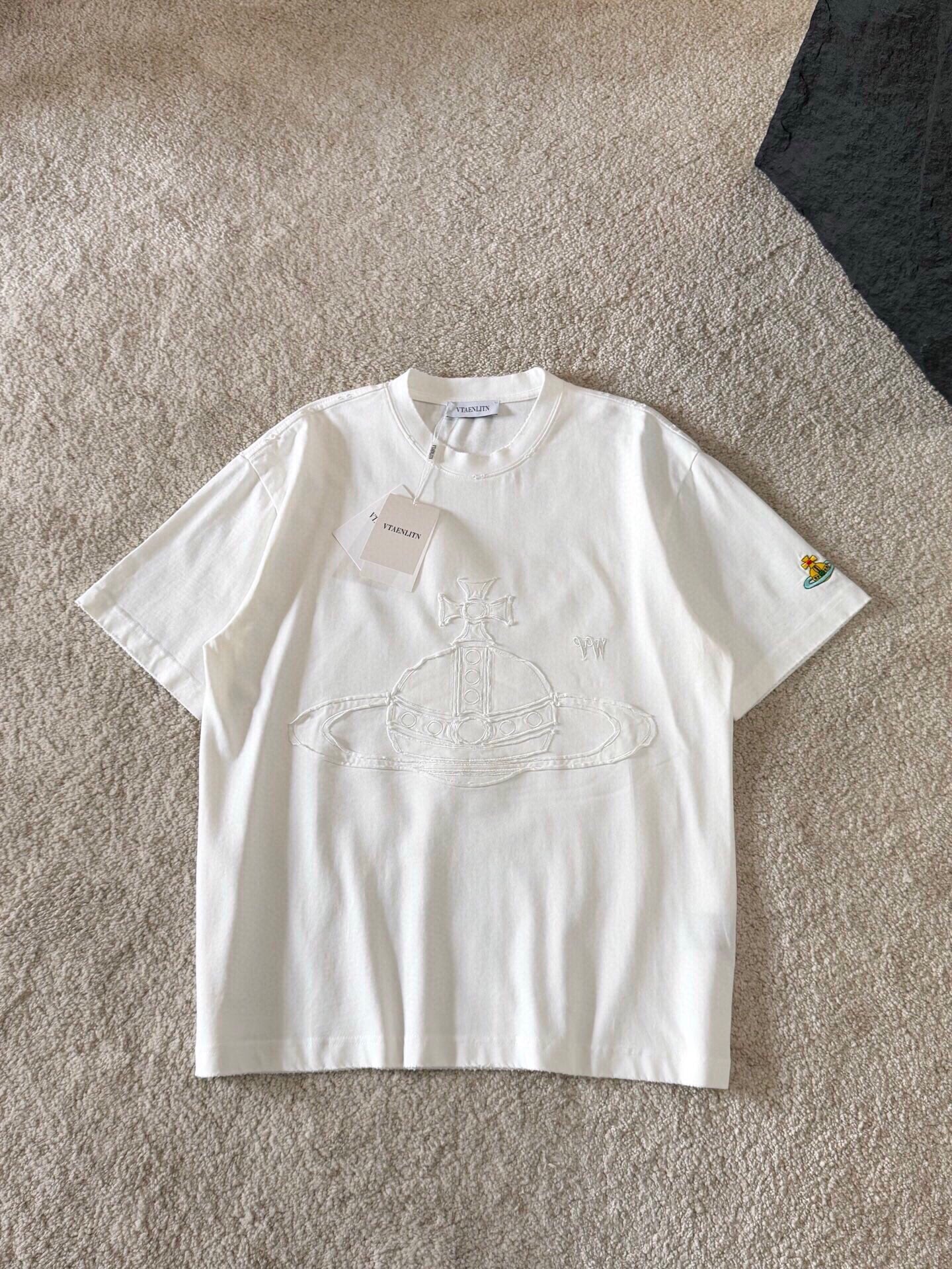 LuxluxHouse Best Quality Clothes T-shirt Vivienne Westwood