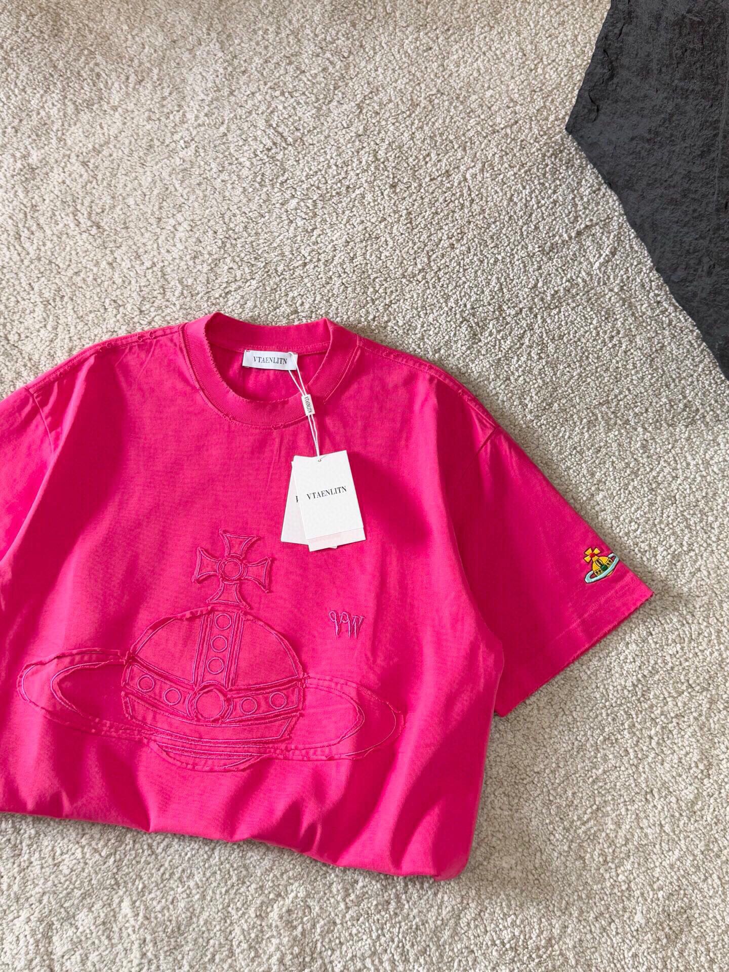 LuxluxHouse Best Quality Clothes T-shirt Vivienne Westwood