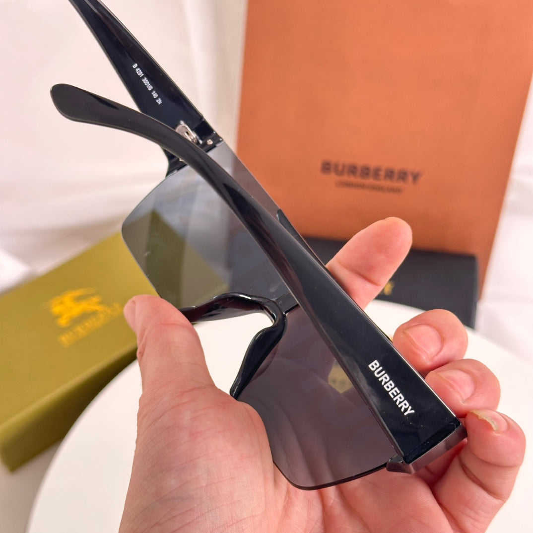 LuxluxHouse Best Quality Glasses Burberry
