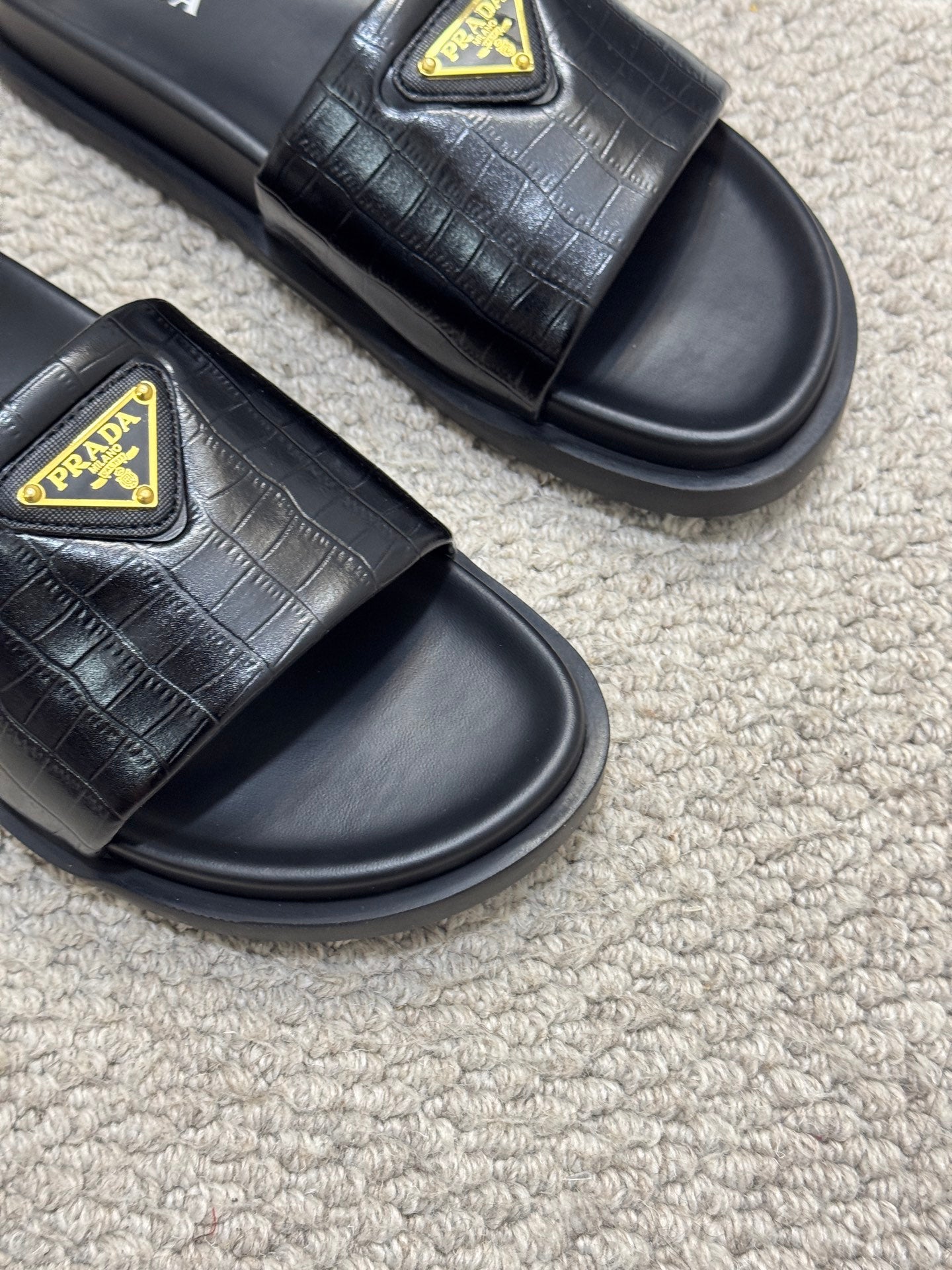 LuxluxHouse Best Quality Sandals Prada