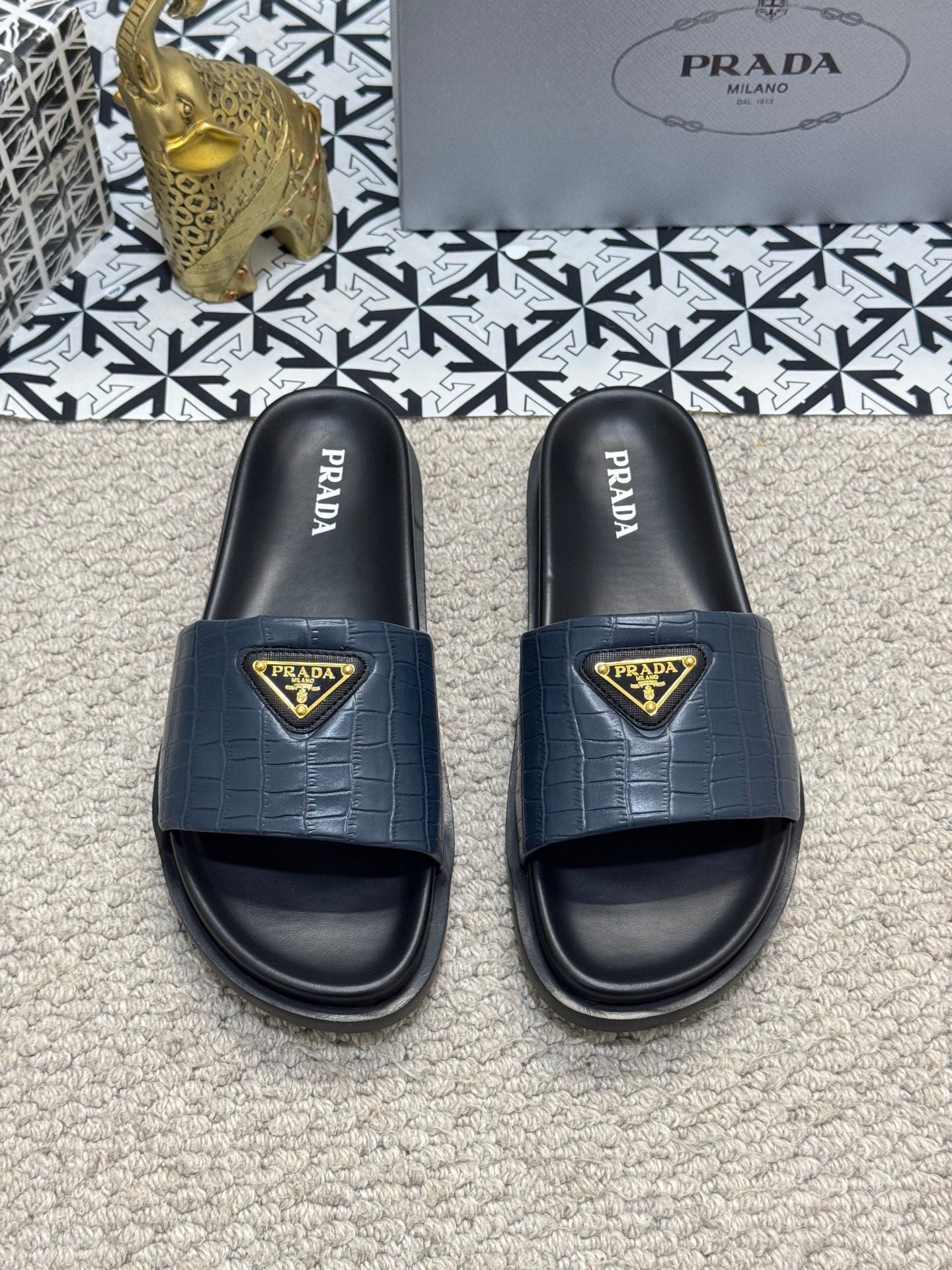 LuxluxHouse Best Quality Sandals Prada