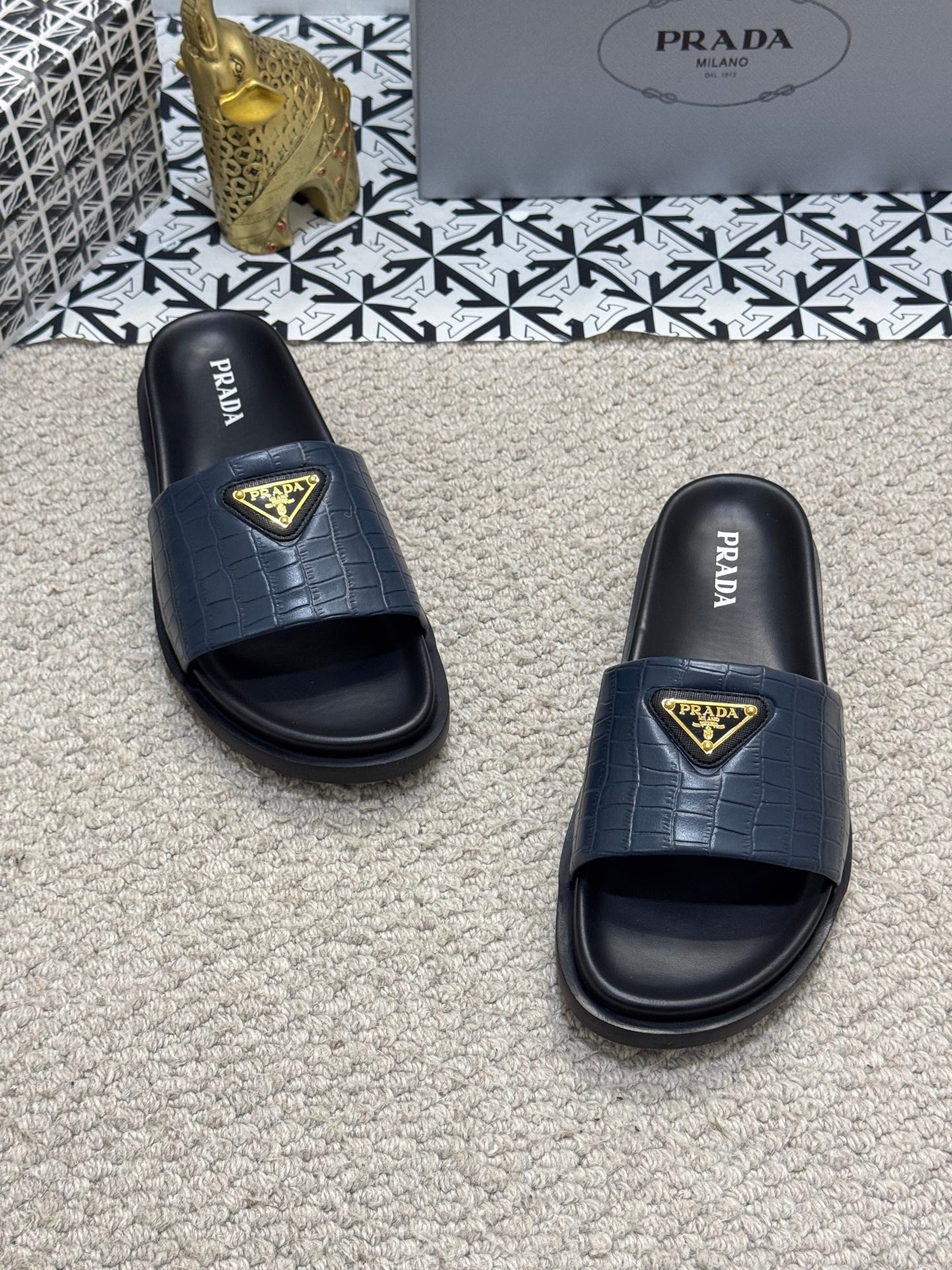 LuxluxHouse Best Quality Sandals Prada
