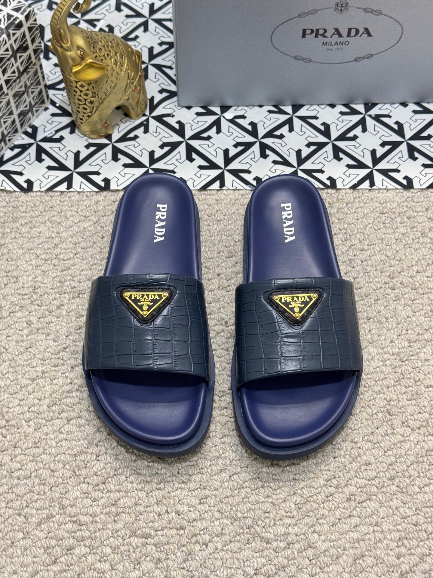 LuxluxHouse Best Quality Sandals Prada