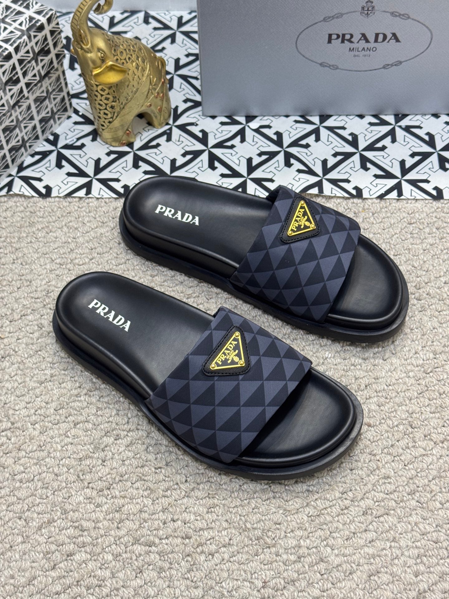 LuxluxHouse Best Quality Sandals Prada