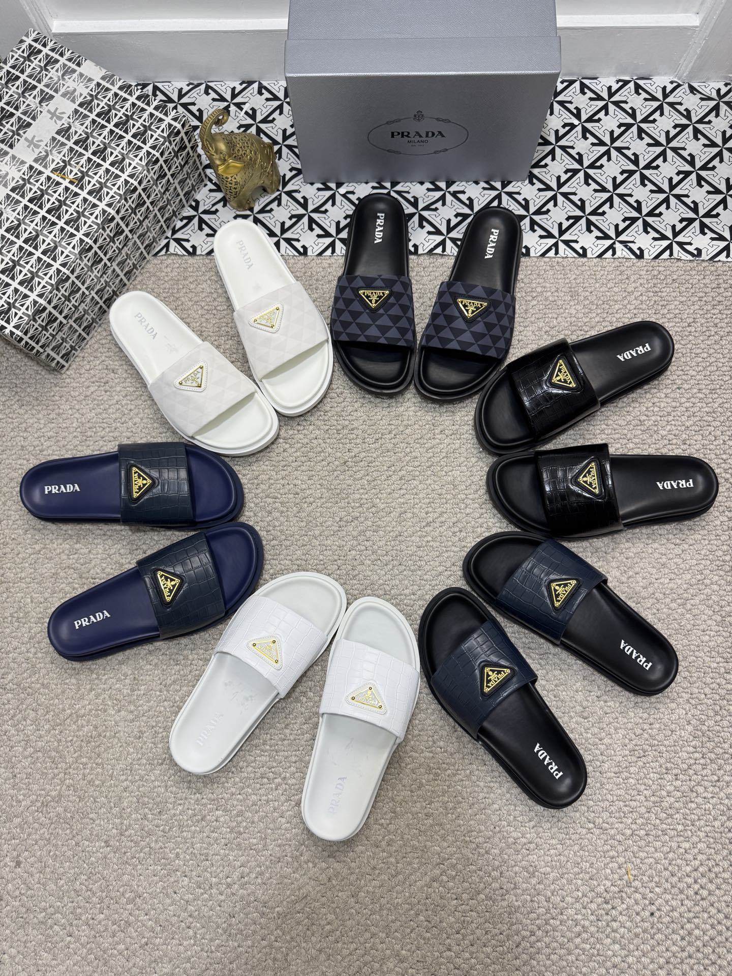 LuxluxHouse Best Quality Sandals Prada