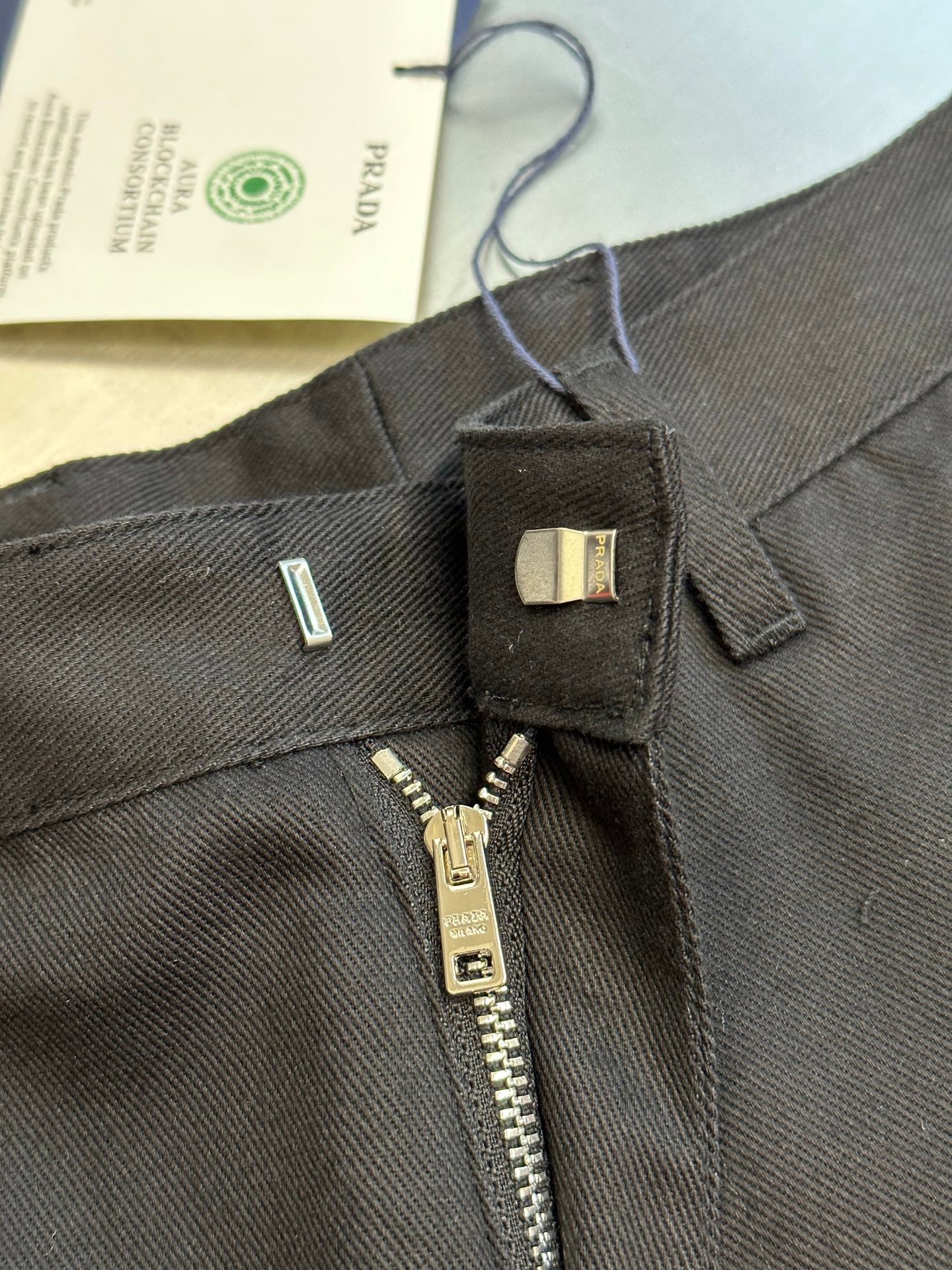 LuxluxHouse Best Quality Clothes Pants Prada