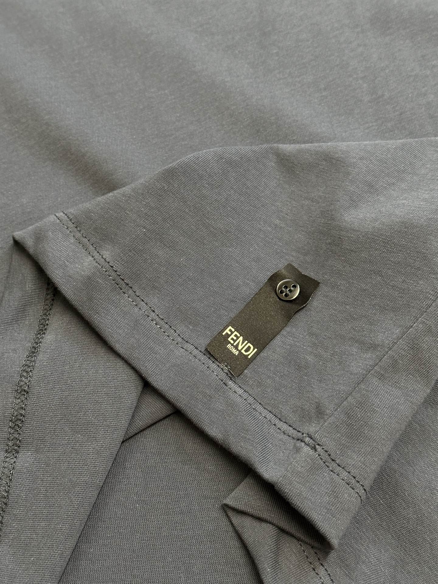 LuxluxHouse Best Quality Clothes Fendi T-shirt