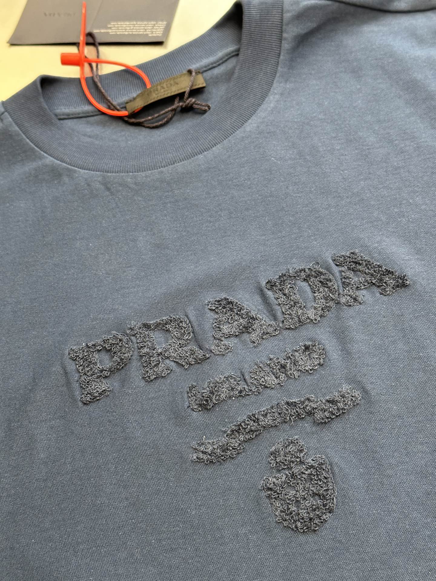 LuxluxHouse Best Quality Clothes T-shirt Prada