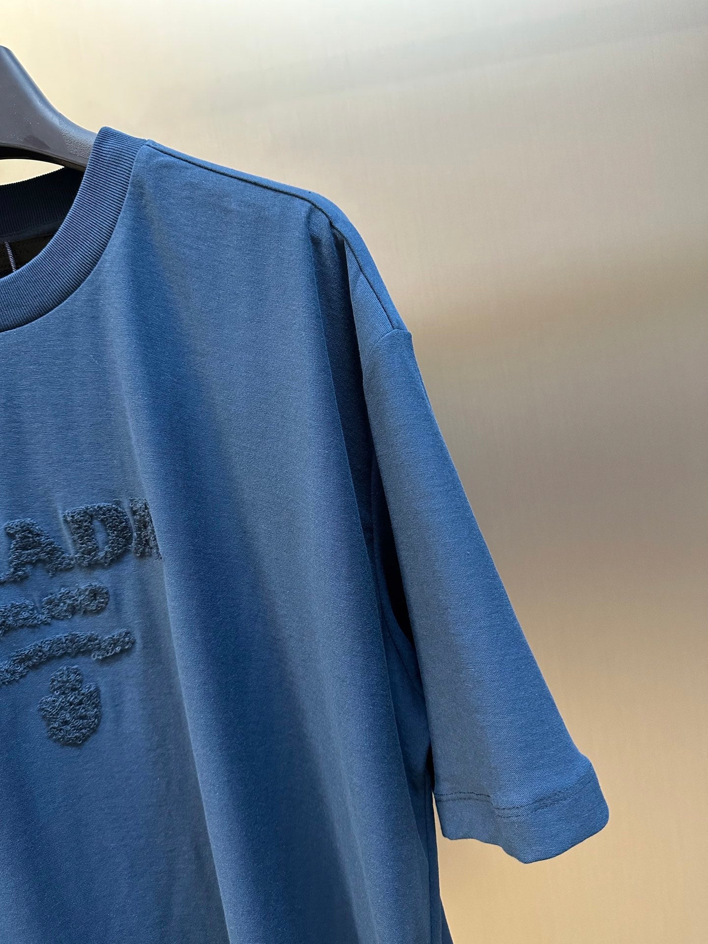 LuxluxHouse Best Quality Clothes T-shirt Prada