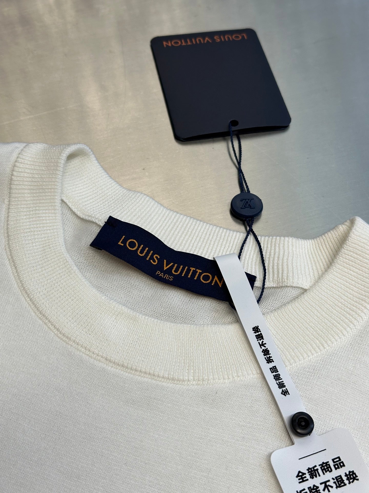 LuxluxHouse Best Quality Clothes T-shirt Louis Vuitton