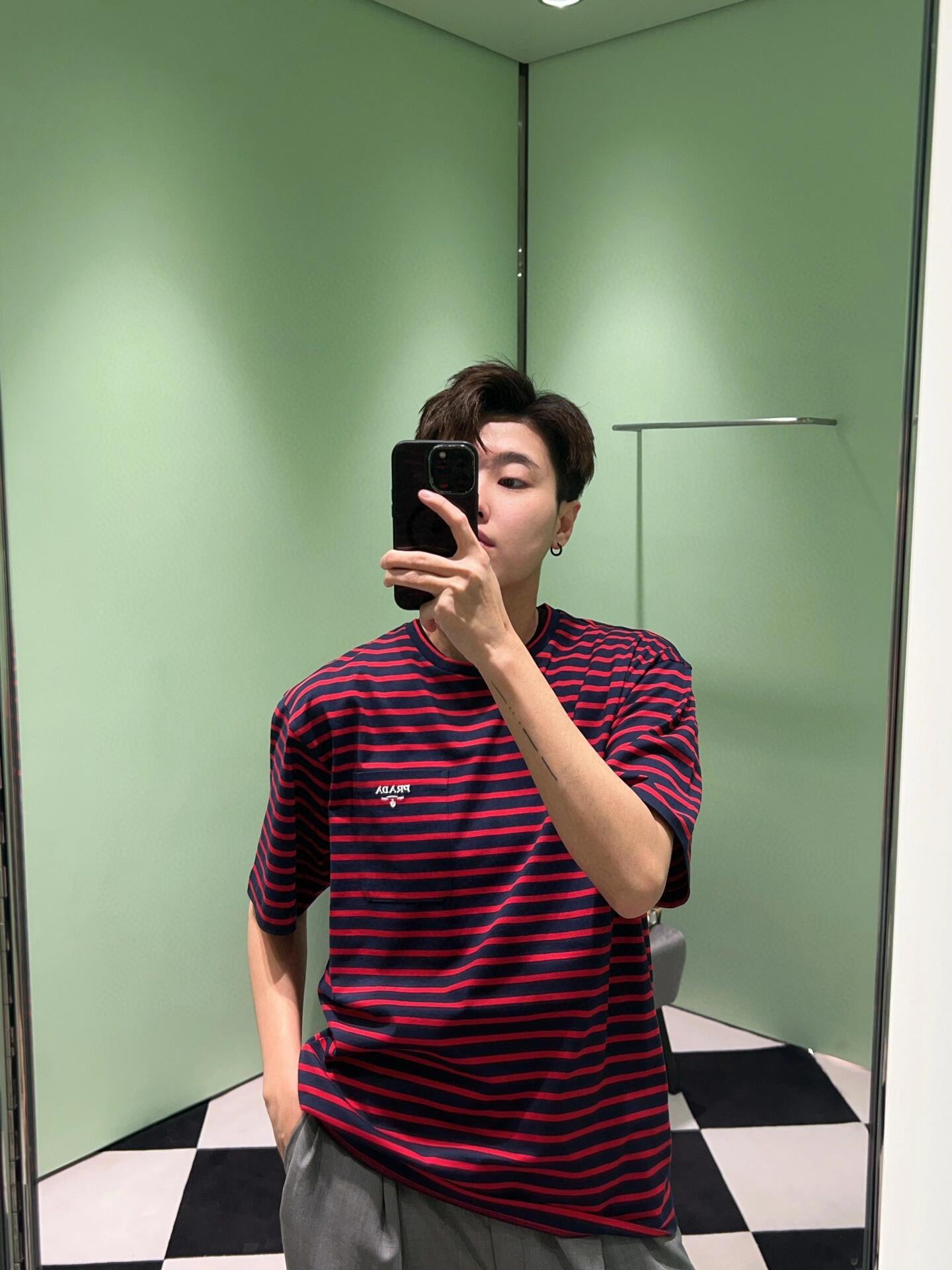 LuxluxHouse Best Quality Clothes Shirts&Polo Prada