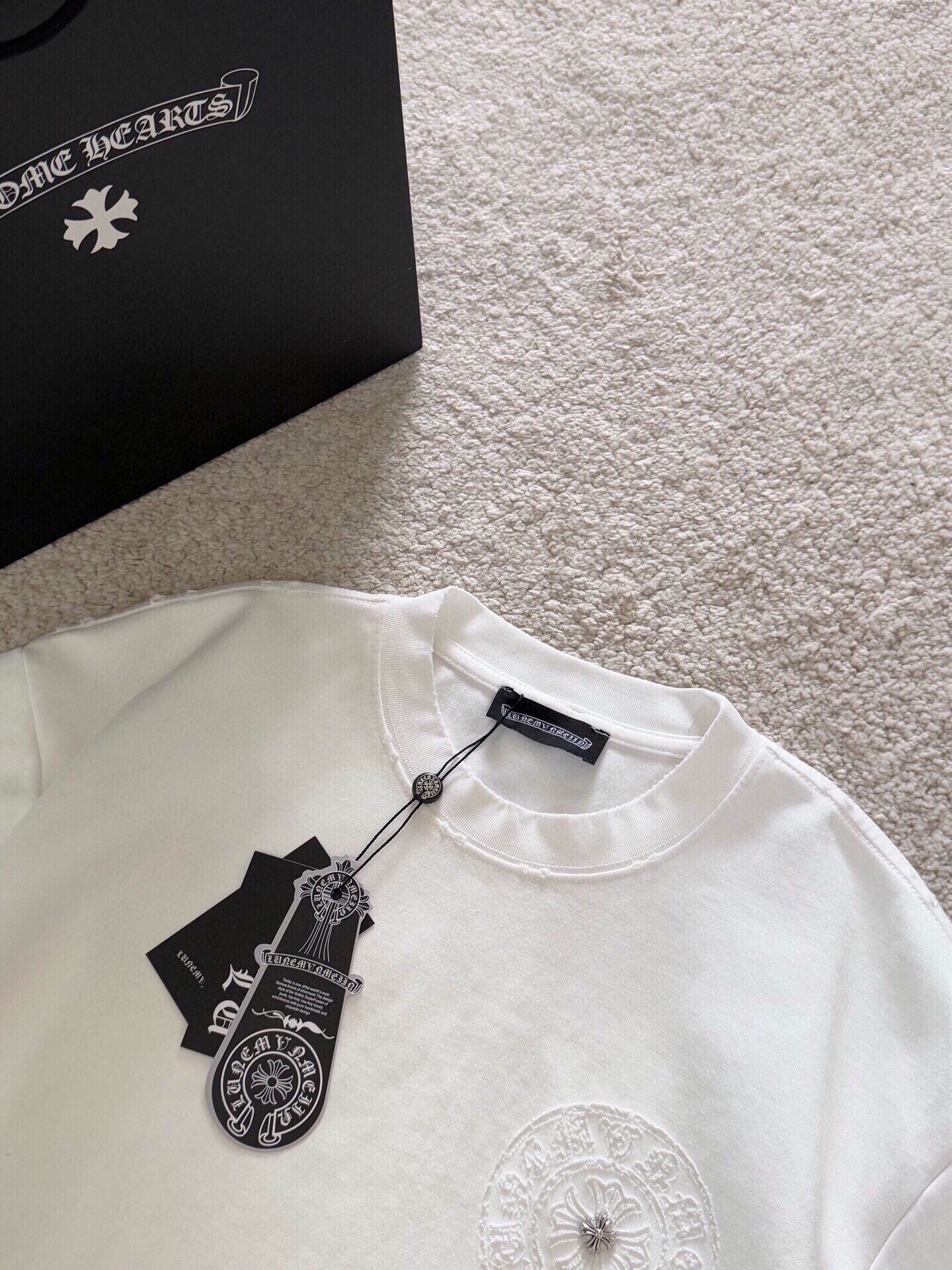 LuxluxHouse Best Quality Clothes Chrome Hearts T-shirt