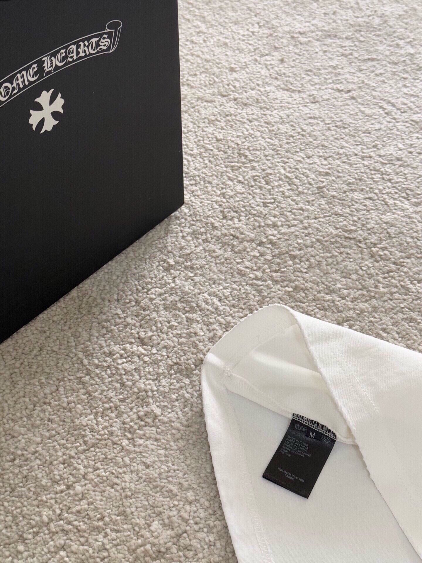 LuxluxHouse Best Quality Clothes Chrome Hearts T-shirt