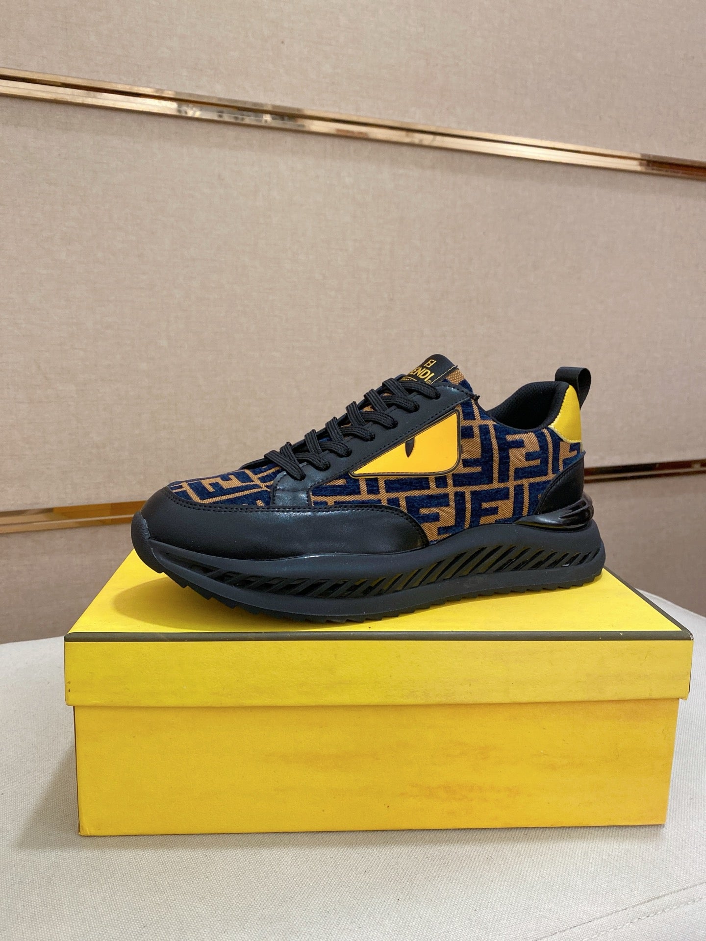 LuxluxHouse Best Quality Shoes Fendi