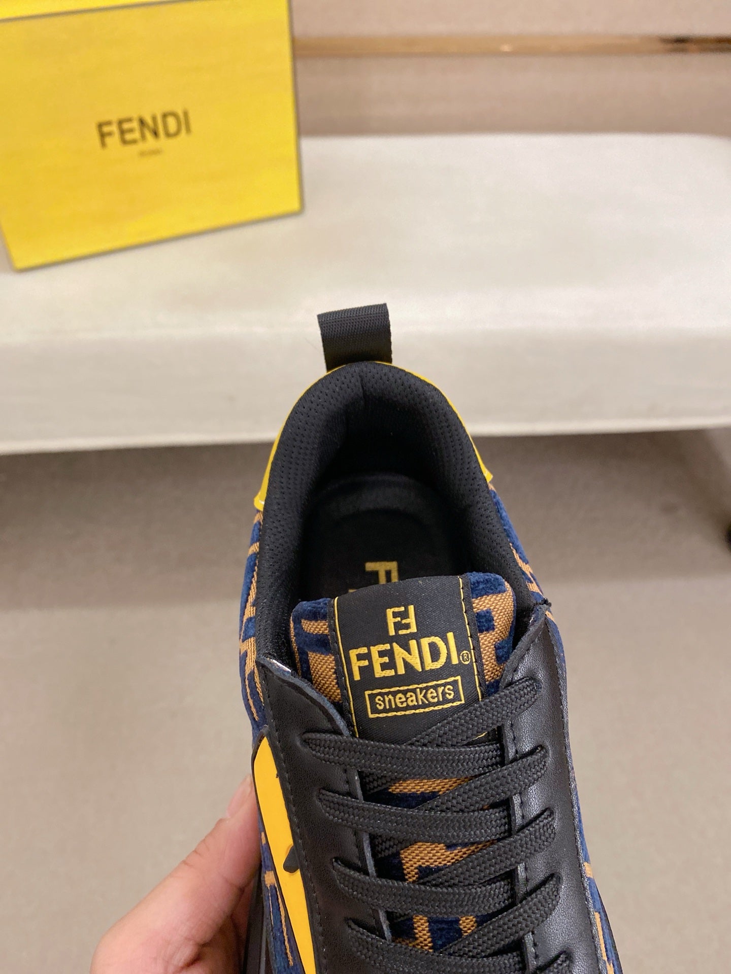 LuxluxHouse Best Quality Shoes Fendi